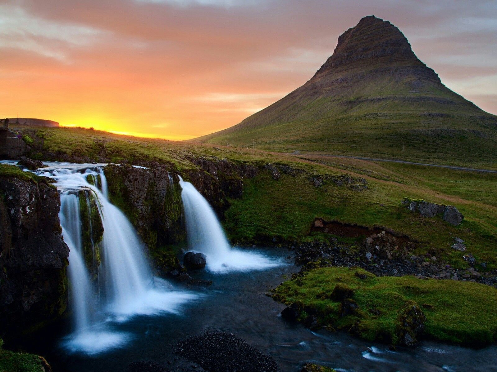 ❤️ Art. Be Inspired. Waterfall