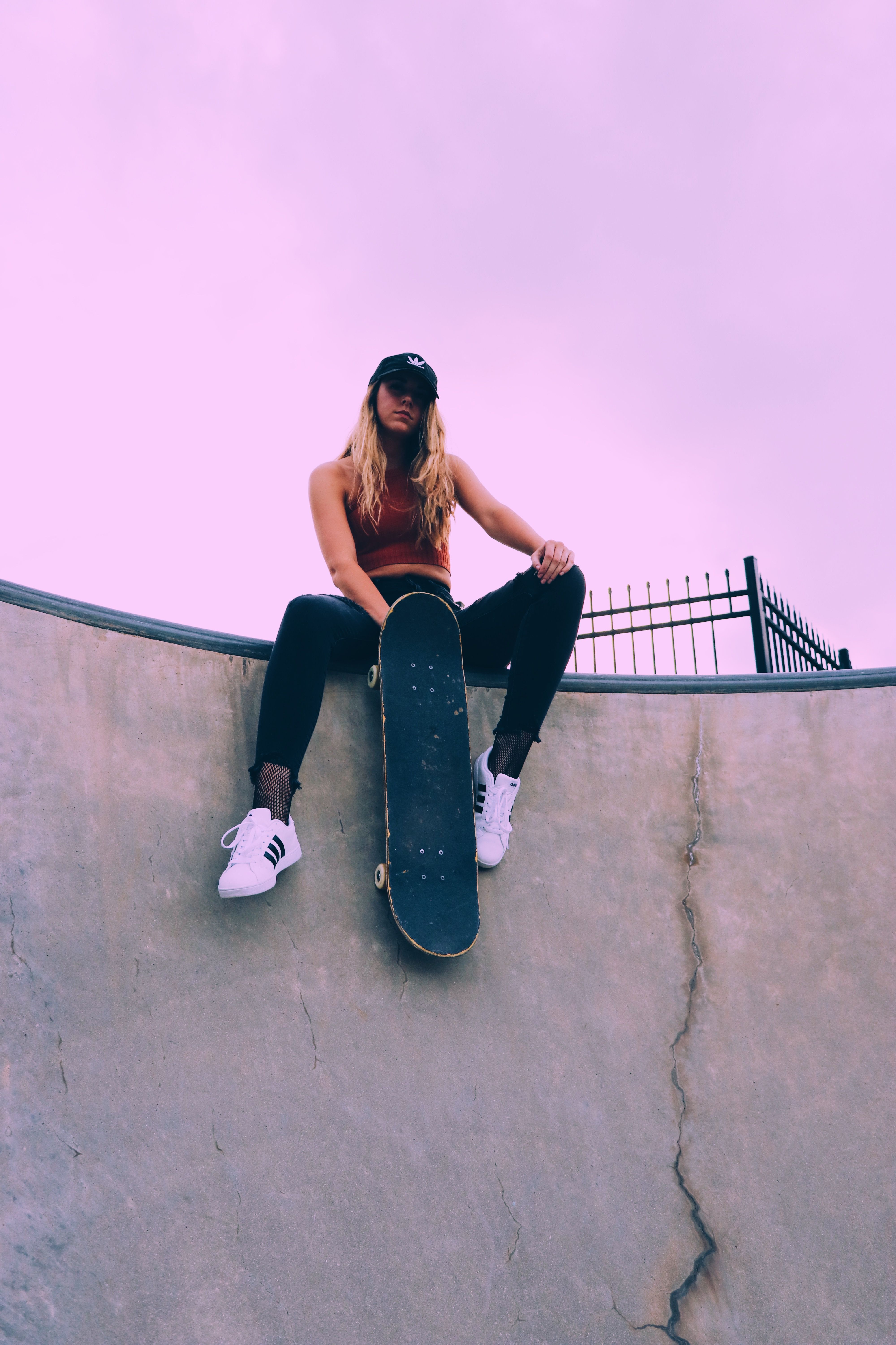 Skateboard Wallpaper Girl