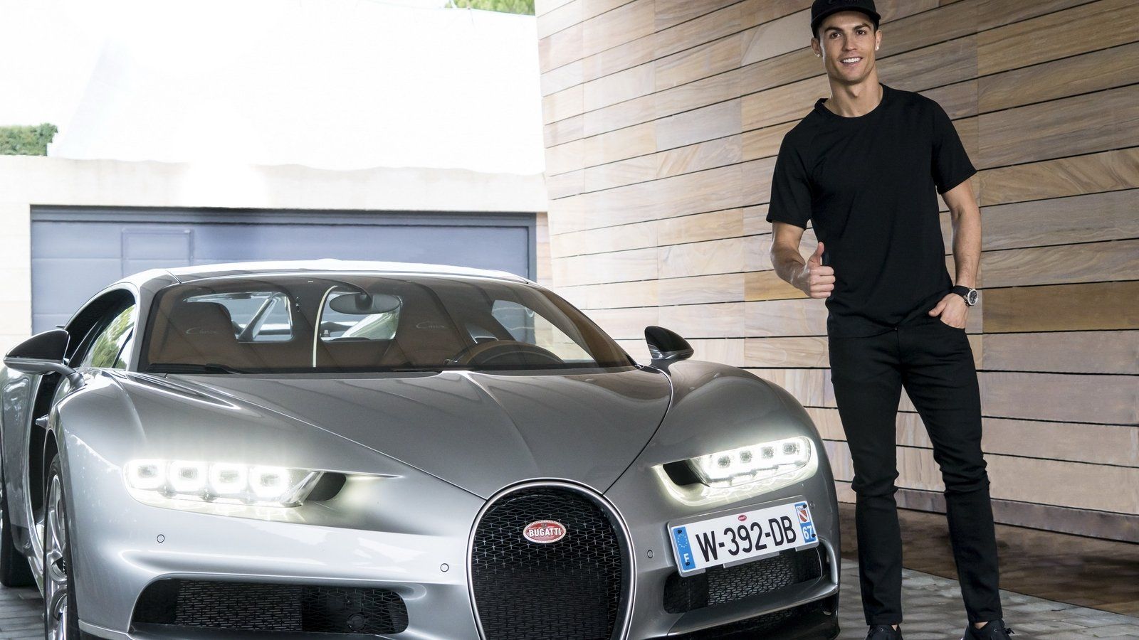 Cristiano Ronaldo Drives The Bugatti Chiron, Takes It Home