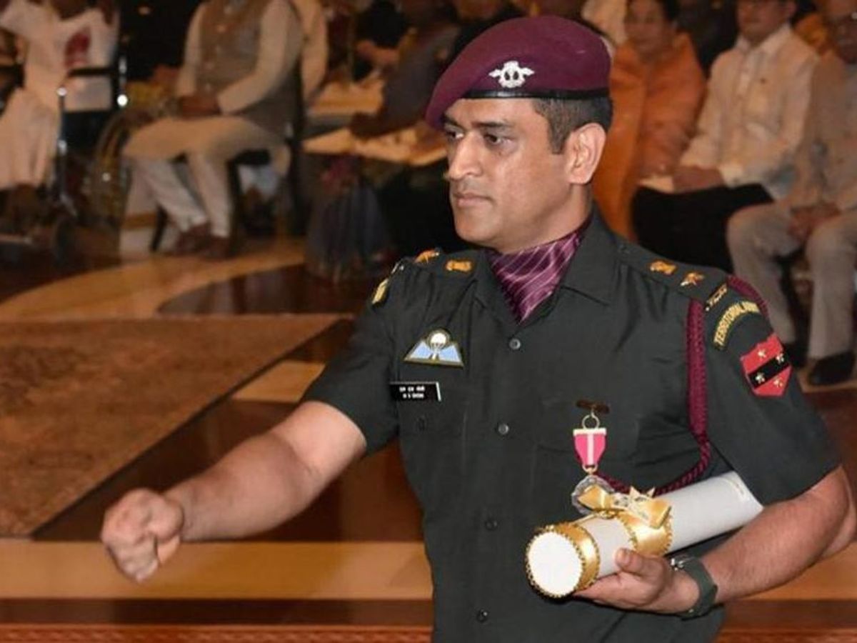 MS Dhoni Kargil Diwas: [Photos] 5 times MS Dhoni showed his love, respect for the Indian Army