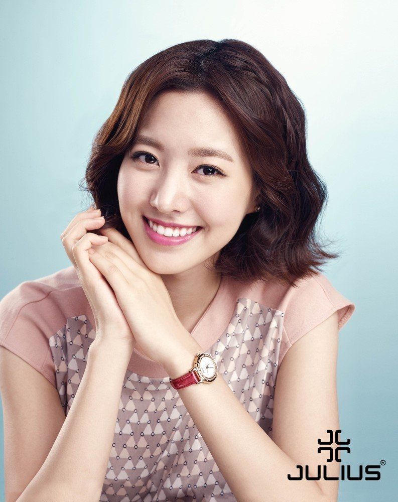 Jin Se Yeon Korean