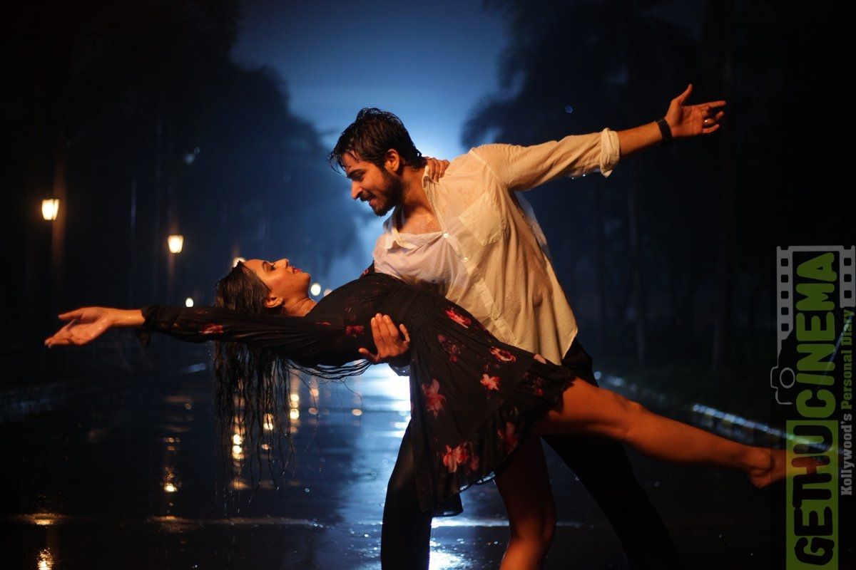 Pyaar Prema Kaadhal Tamil Movie HD Image