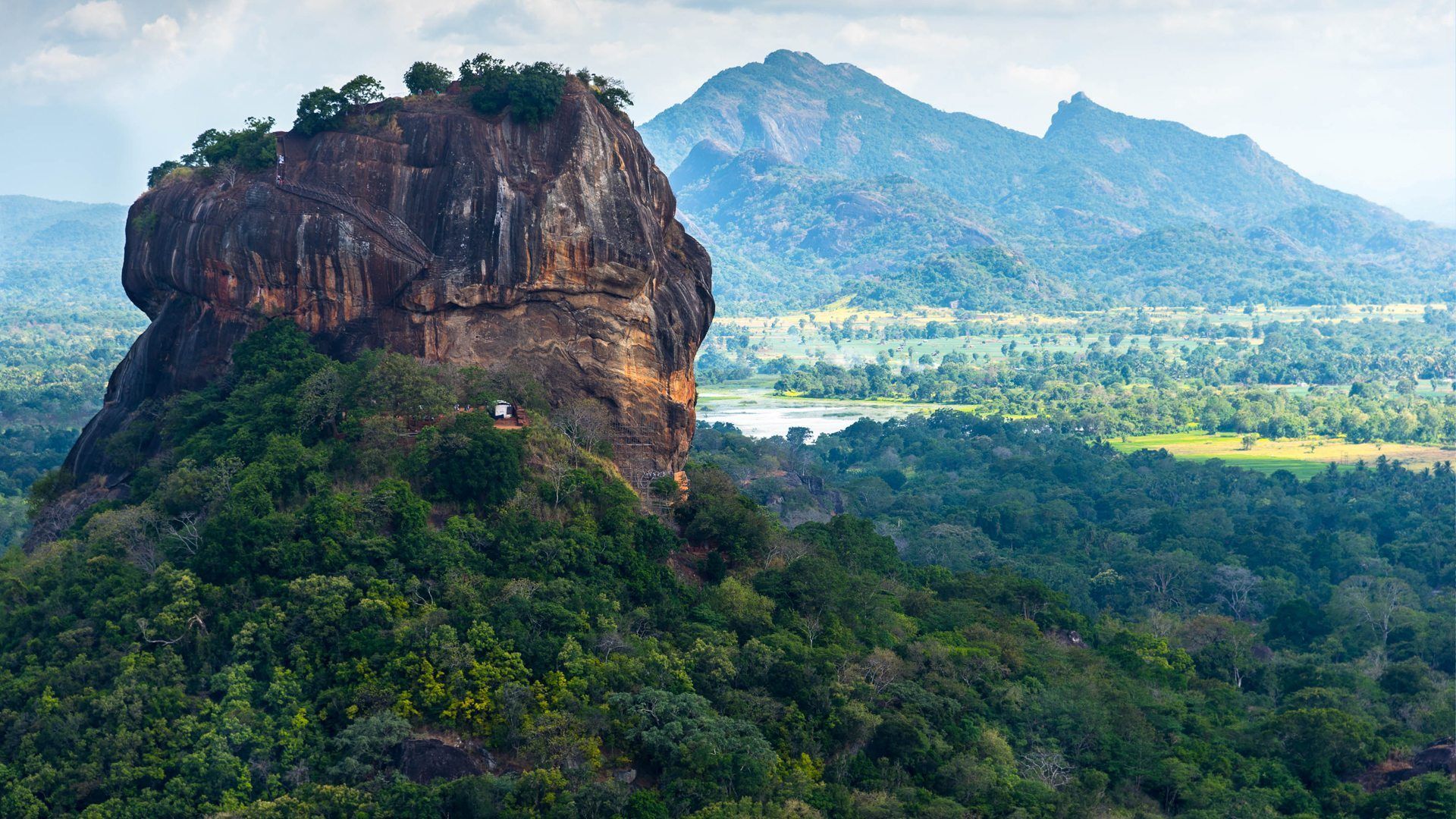 Cultural Triangle And Heritage. Sigiriya. Kandy. Dambulla