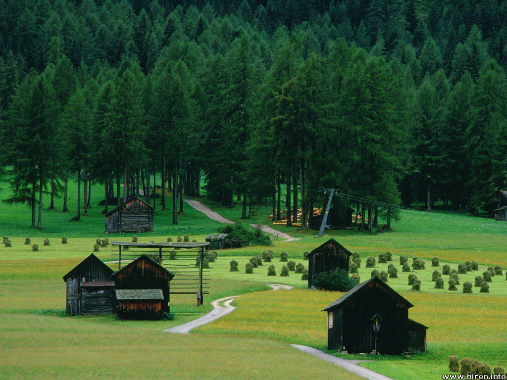 World Most Attractive Desktop beautiful Wallpaper For Computer