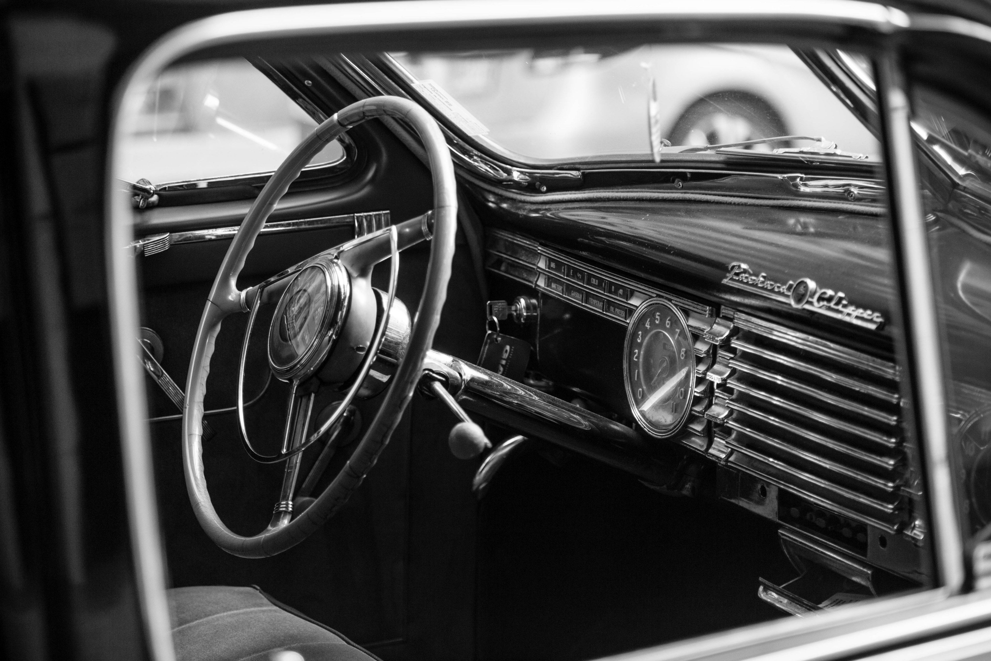 car steering wheel vintage and black and white HD 4k wallpaper