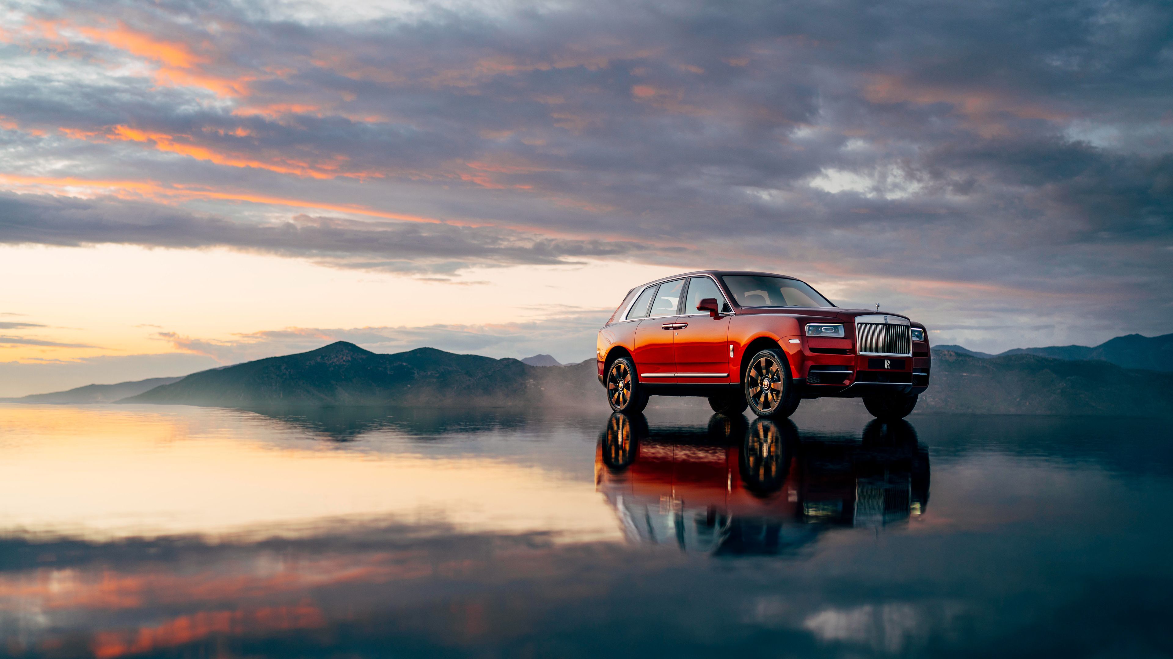 Rolls Royce Cullinan 4K 6 Wallpaper. HD Car Wallpaper