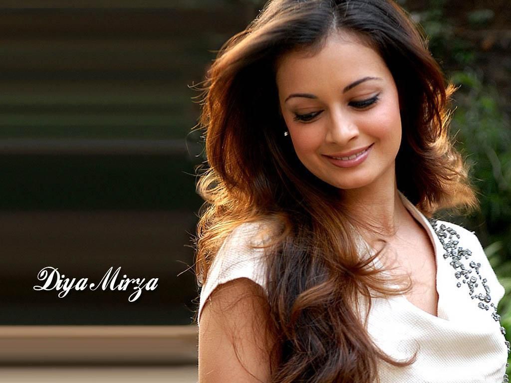 mirza indian actress download free HD wallpaper of bollywood