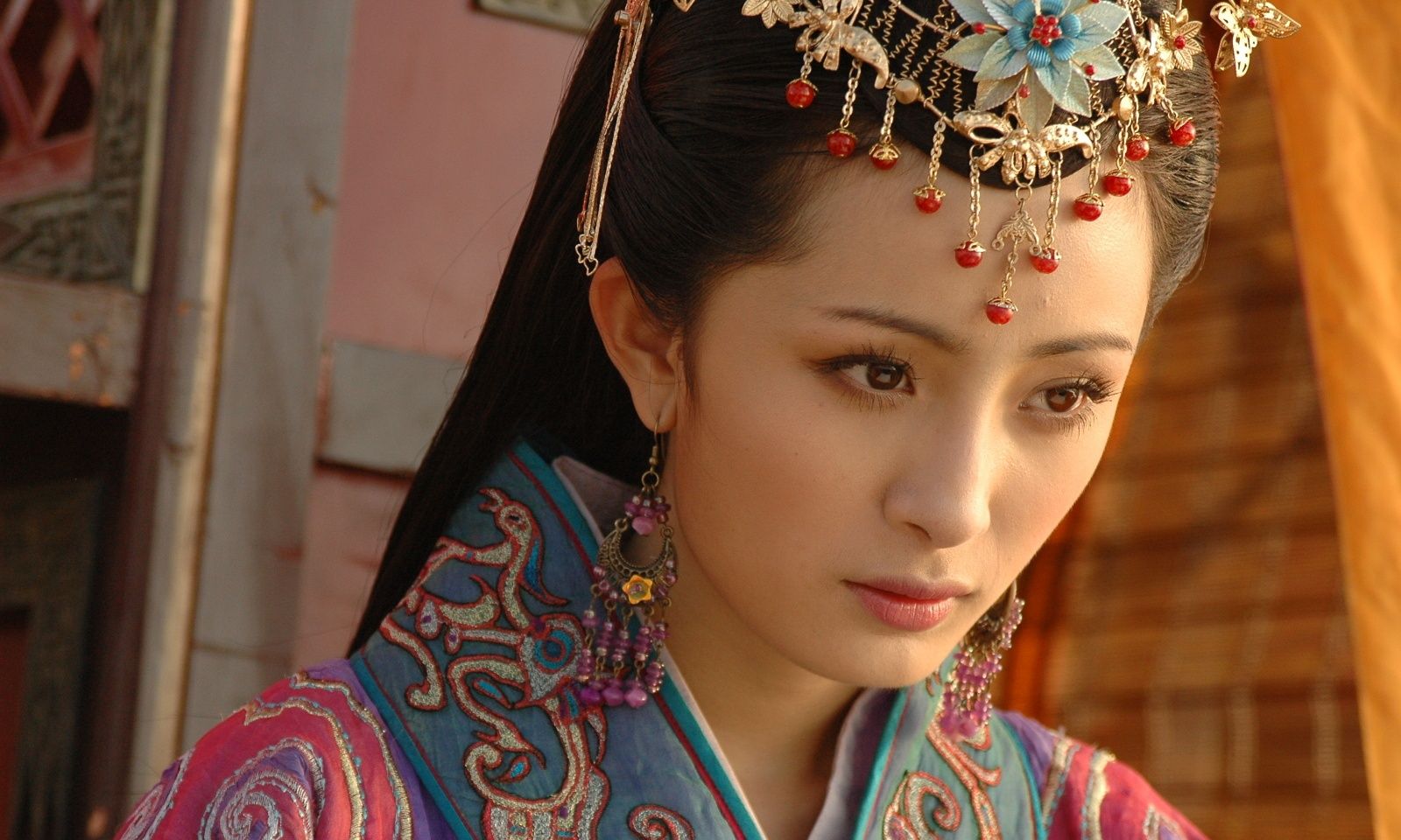 Yang Mi. Actress Wallpaper Portal