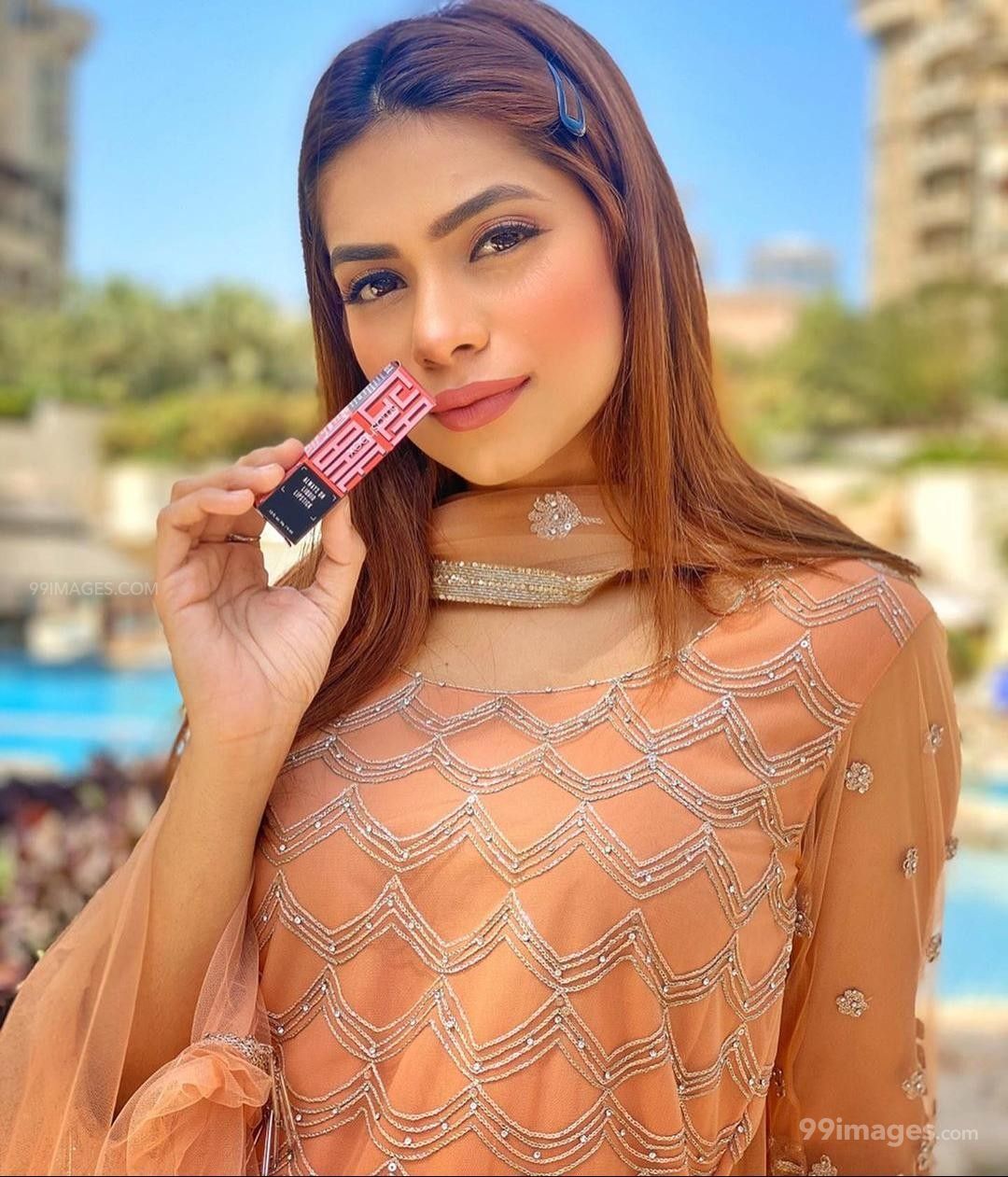 Nagma Mirajkar Hot HD Photo & Wallpaper for mobile