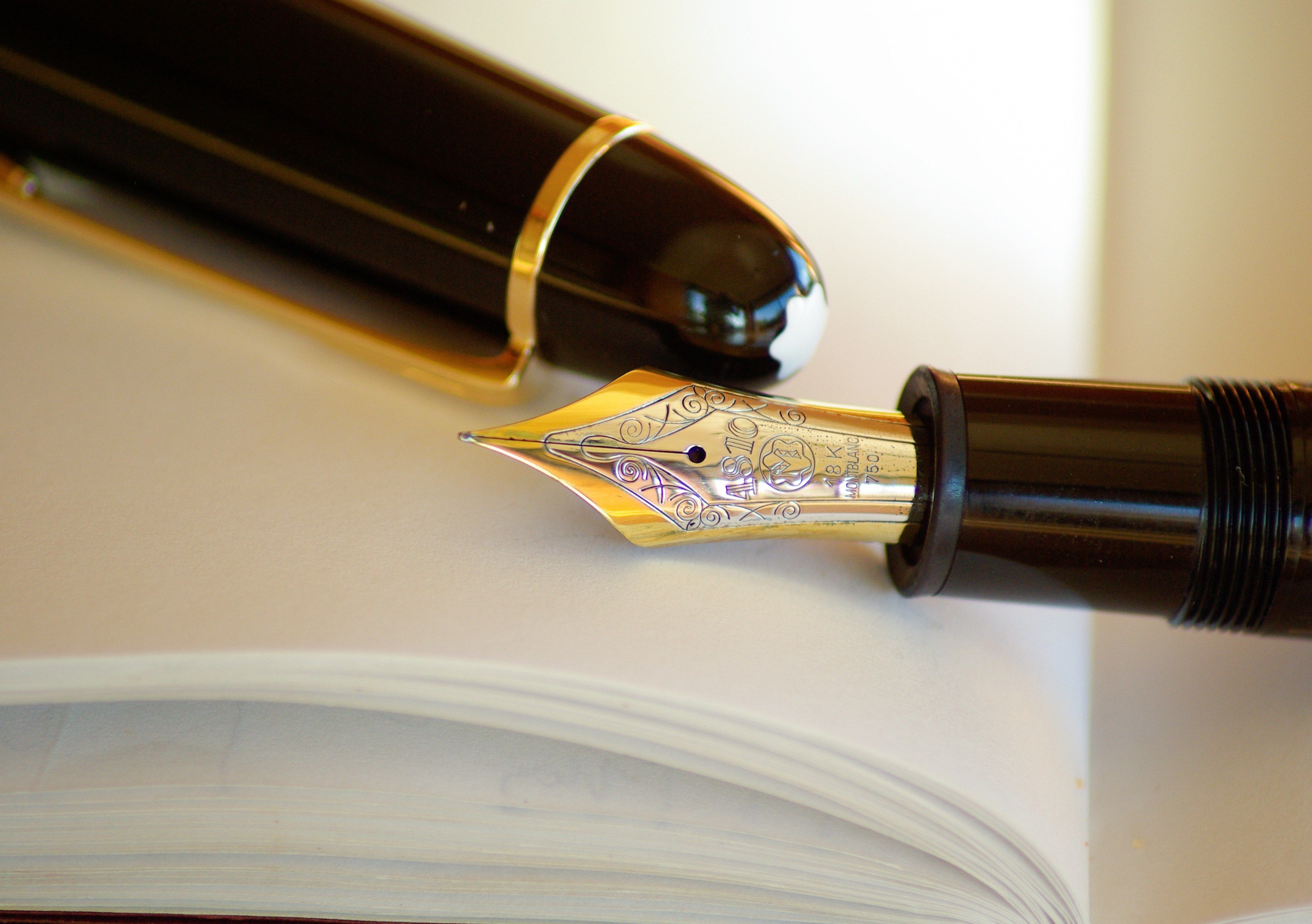 pen #fountain pen #ink #gold #writing wallpaper and background