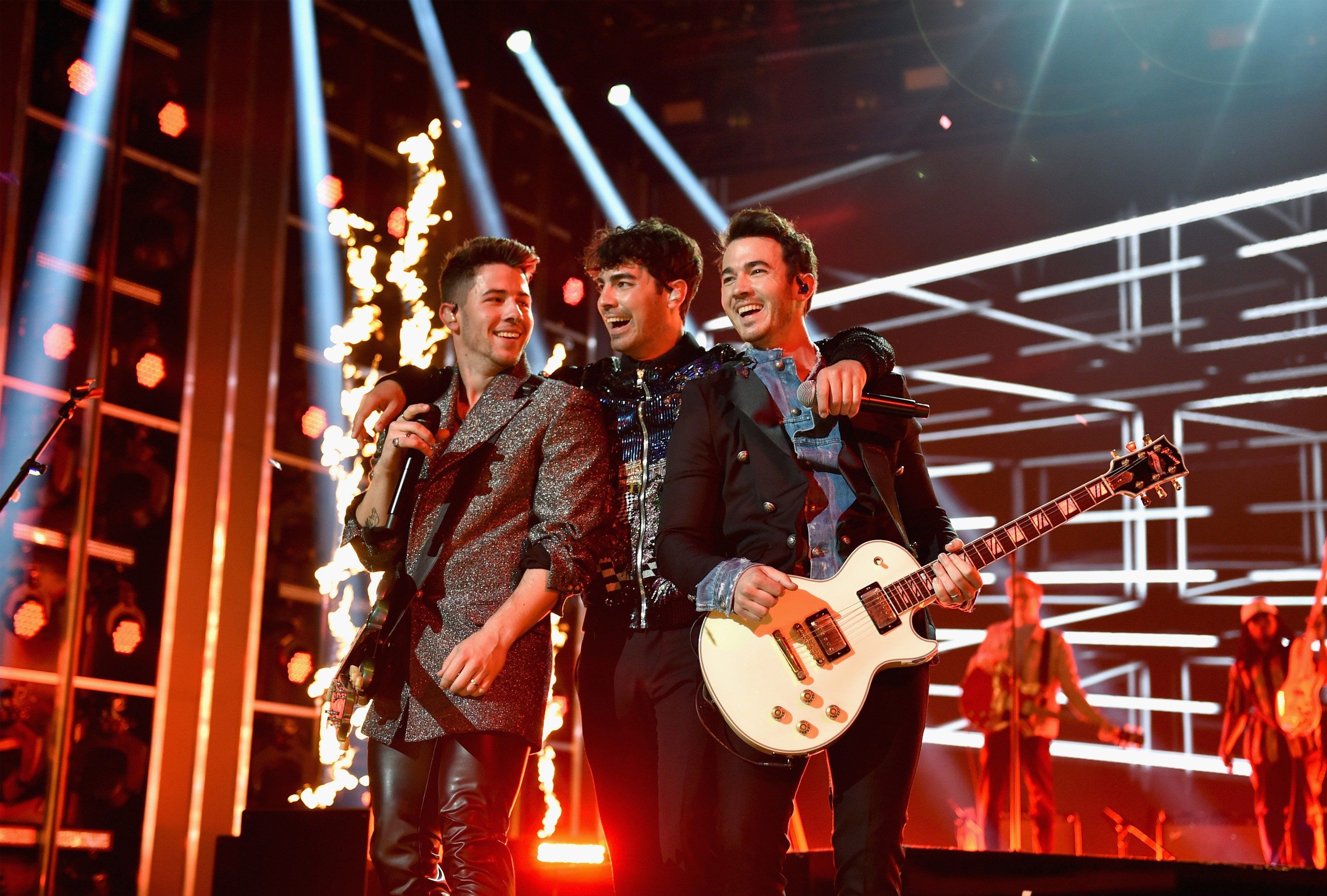 Jonas Brothers Announce Documentary “Chasing Happiness” Release
