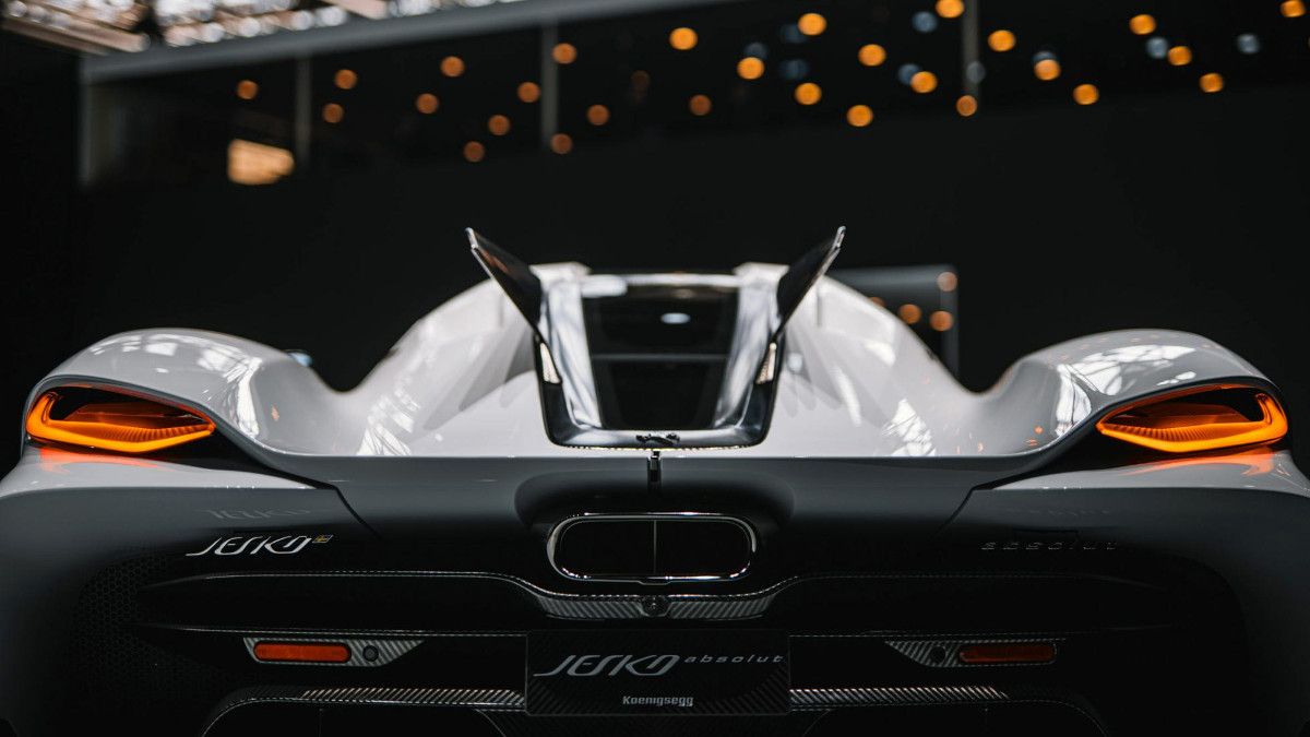 The Koenigsegg Jesko Absolut could be the first car tokph