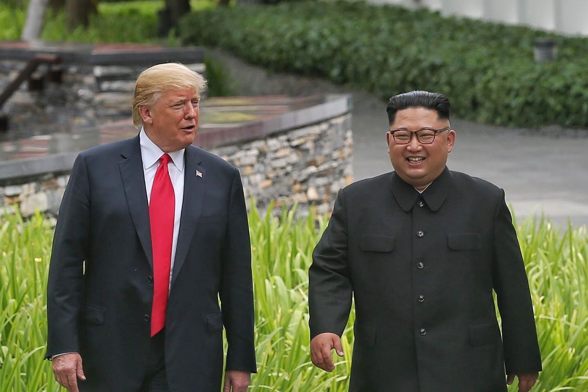 Trump Kim Summit Photo: That Show How Bizarre