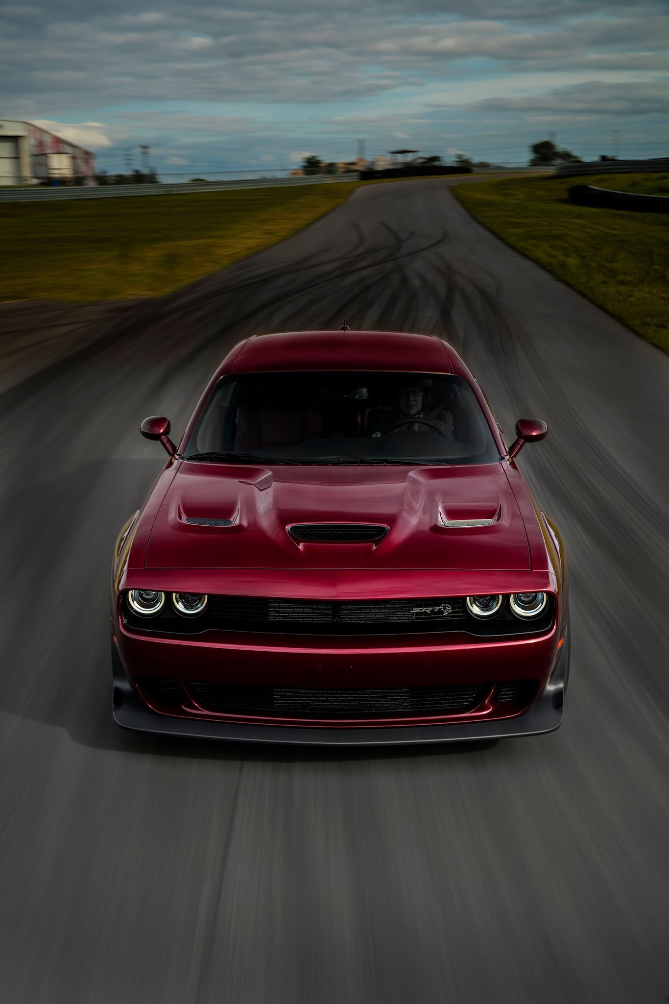 Dodge Challenger SRT Hellcat (iPhone wallpaper). Dodge challenger