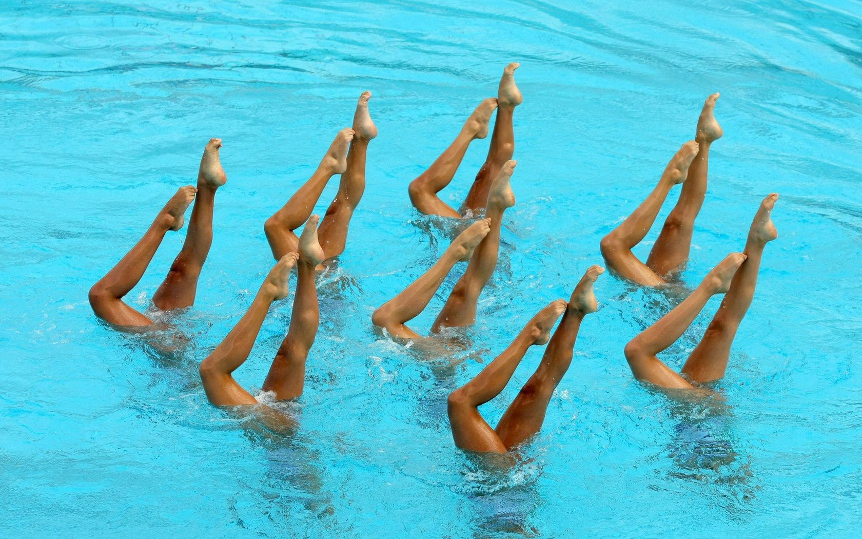 Chiks_&_Water Girls Women Synchronized Swimming wallpaper