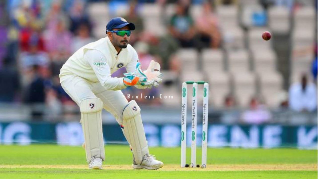 Rishabh Pant (Indian Wicket Keeper) Wicket Keeping Photo, Image