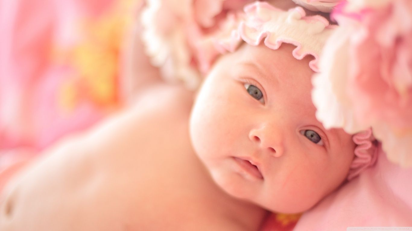 Newborn Babies Wallpaper. Newborn Babies