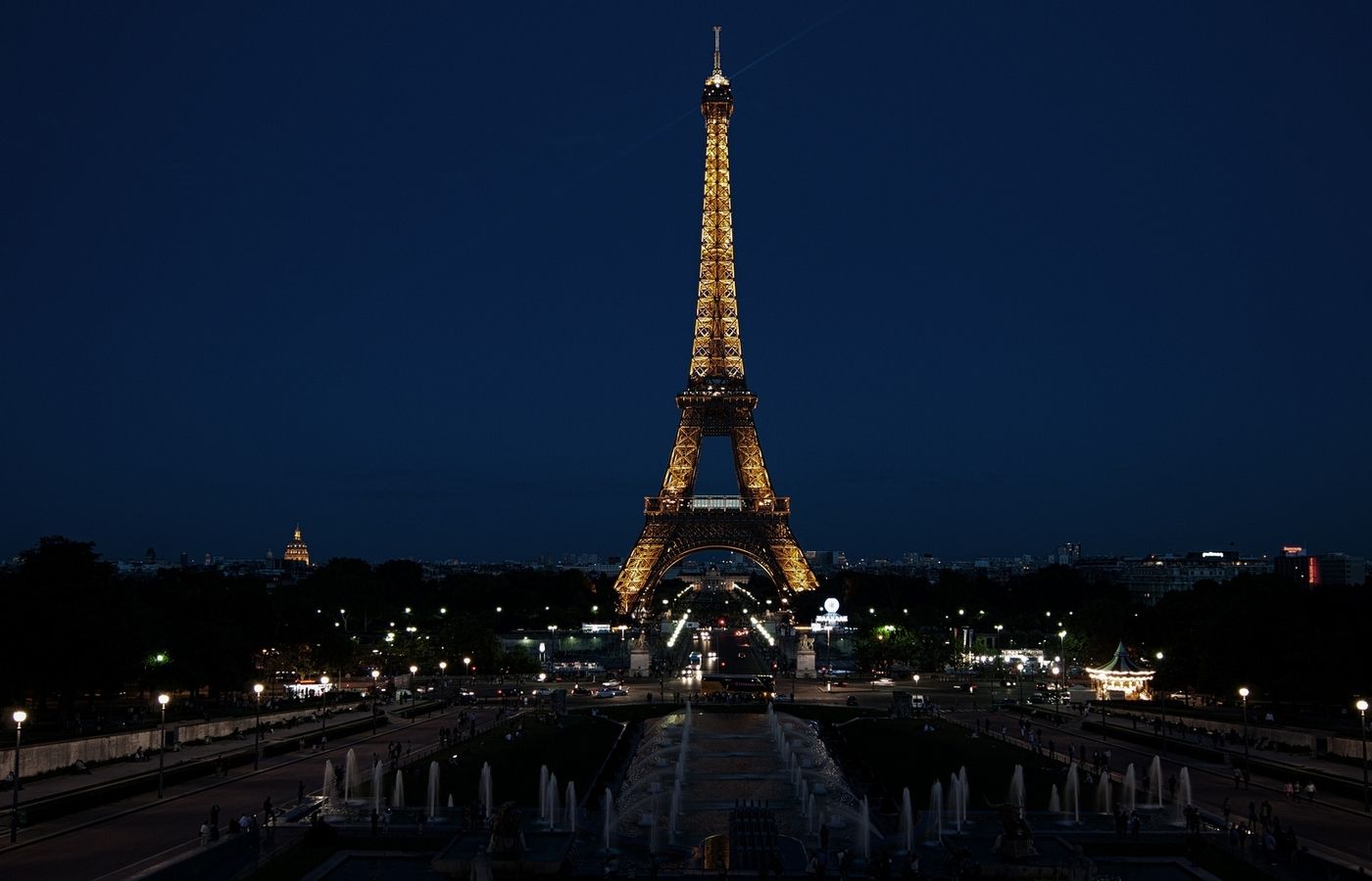 Paris France Eiffel Tower 1400x900 Resolution HD 4k