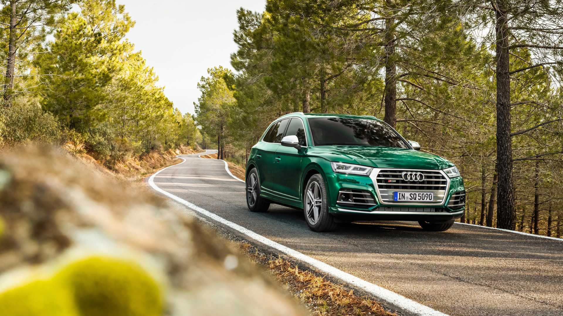 Audi SQ5 TDI (Color: Azores Green Metallic) Front Three