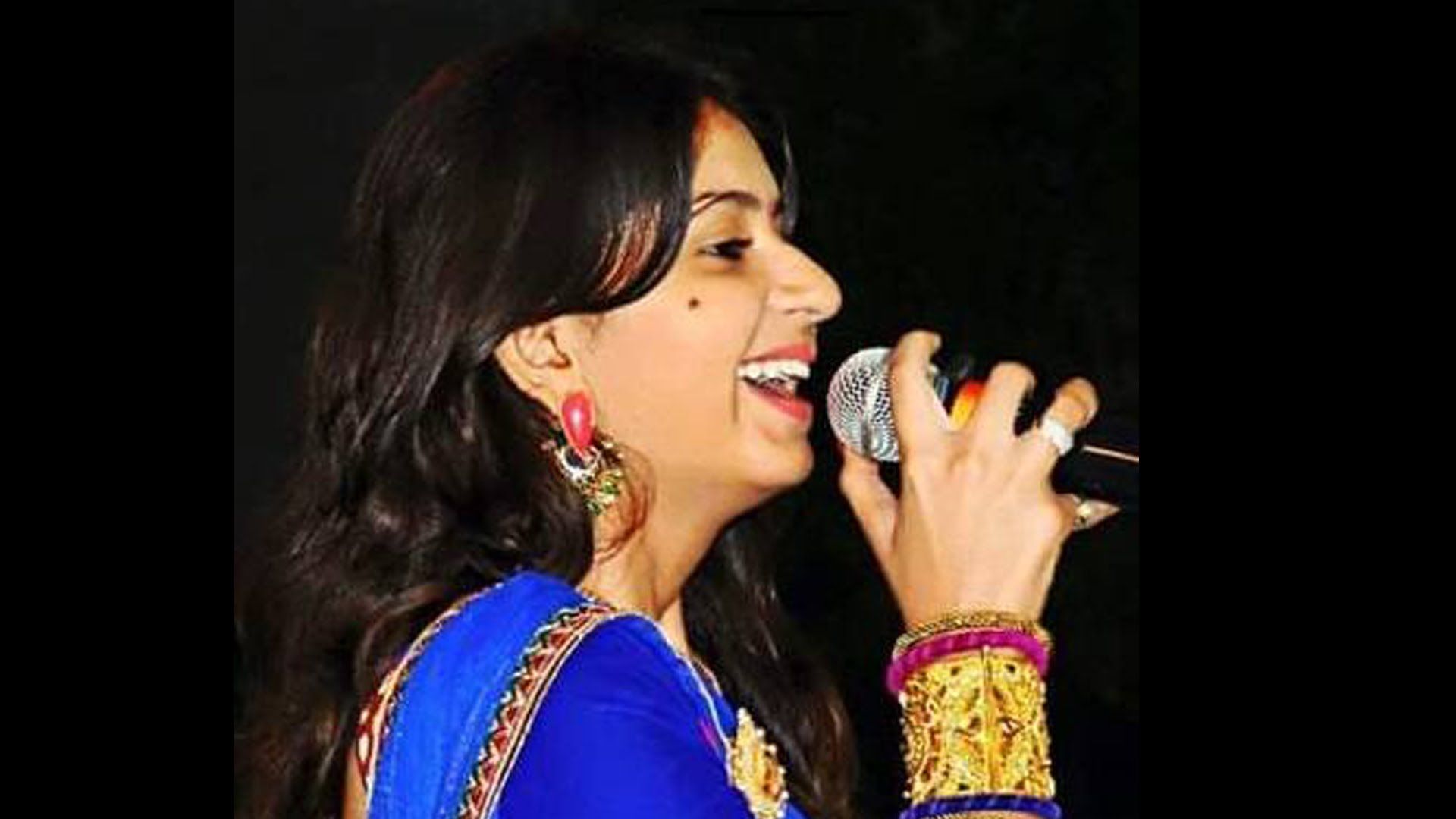 Hits Of Kinjal Dave.. Kinjal Dave.. Live programe. Dave, Crown jewelry, Garba