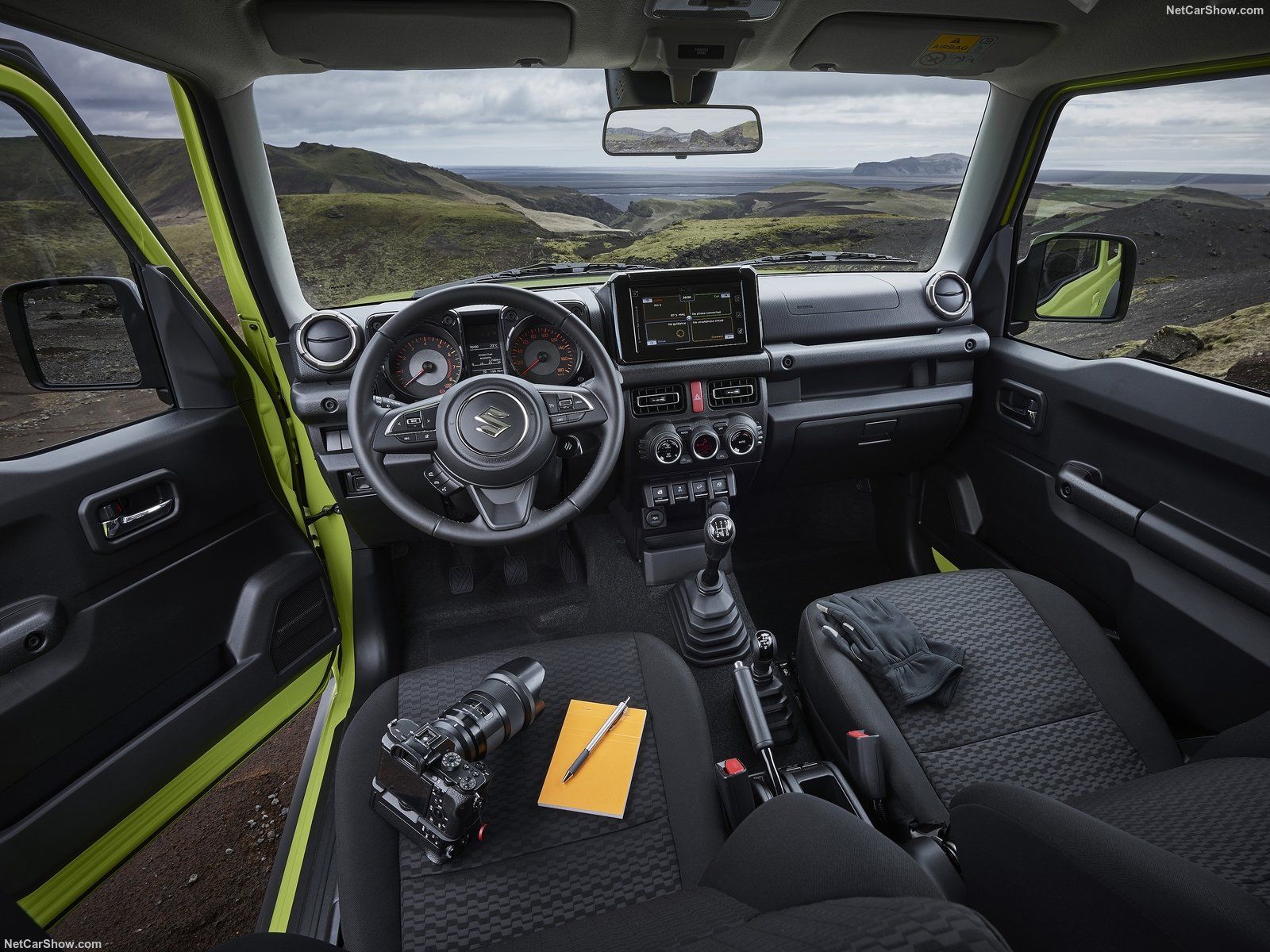 Suzuki Jimny picture. Suzuki photo gallery