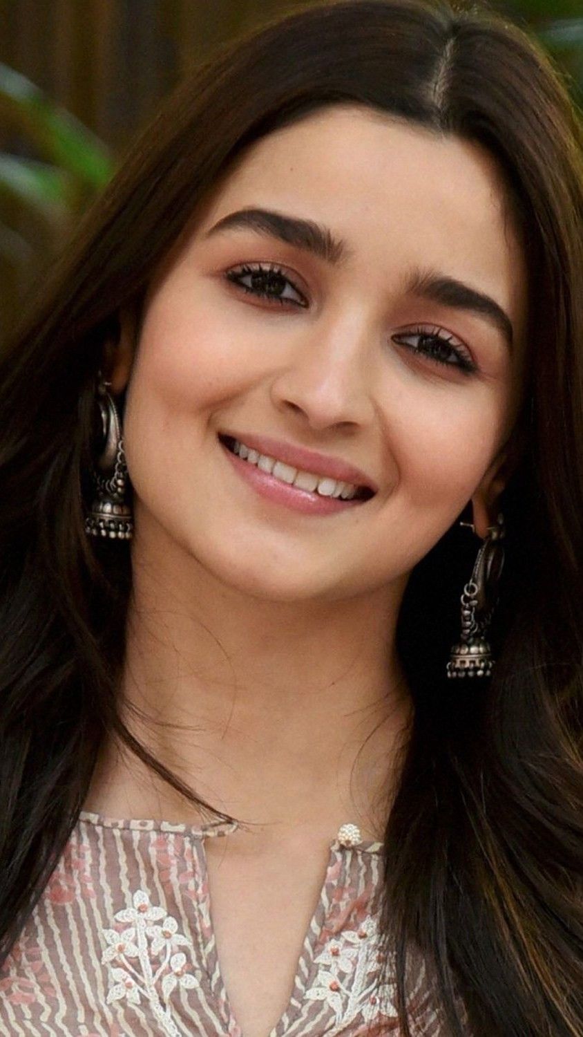 Alia Bhatt very cute smiling face new HD mobile wallpaper