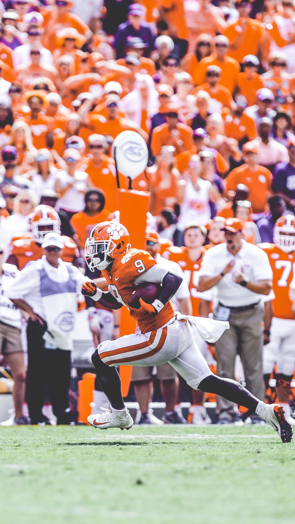 Travis Etienne