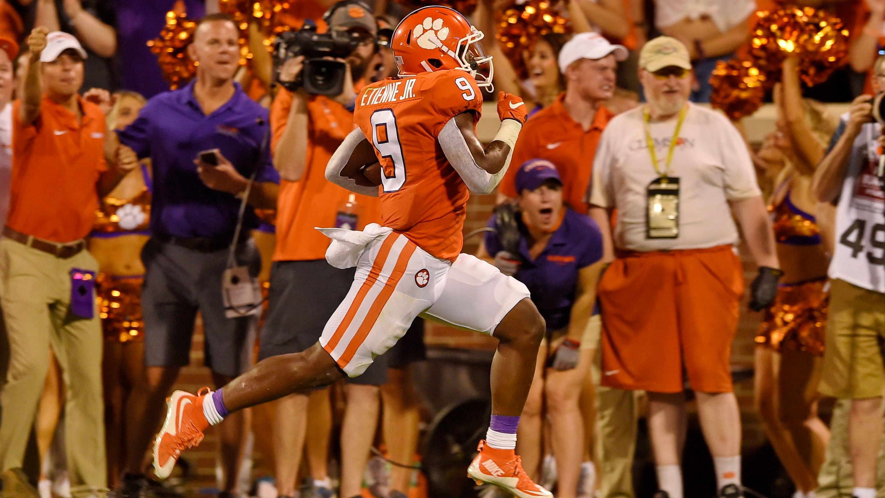 Updated Heisman odds: Clemson's Travis Etienne joins quarterbacks