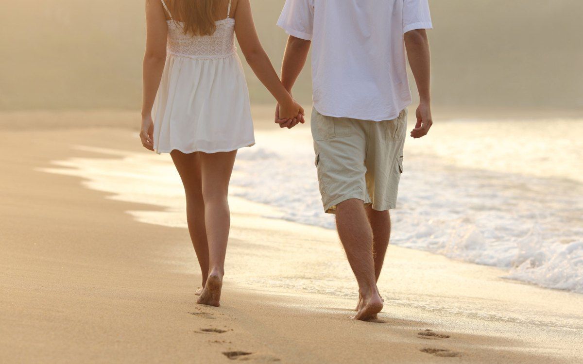Cute Couple Holding Hands HD Wallpaper. Married couple, Cute