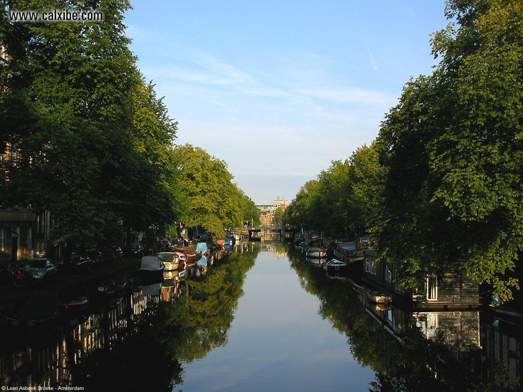 Known places: Canals of Amsterdam (Prinsengracht), desktop