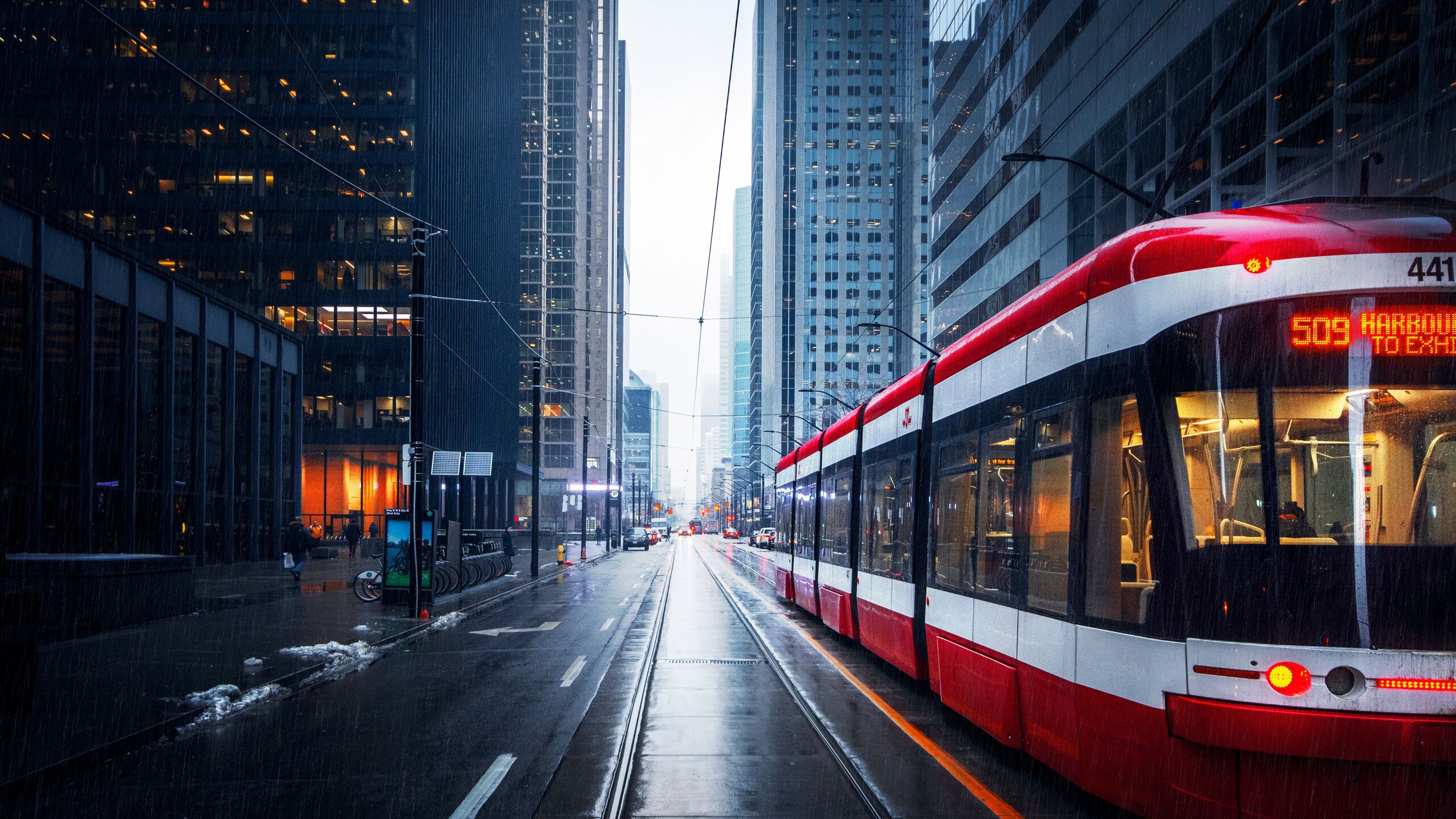 Tram In Downtown Toronto 1440P Resolution HD 4k