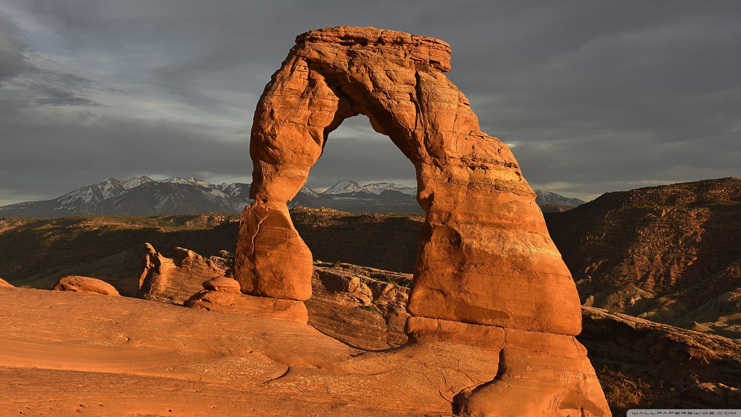 Delicate Arch, Sunset, Arches National Park, Utah Ultra HD Desktop