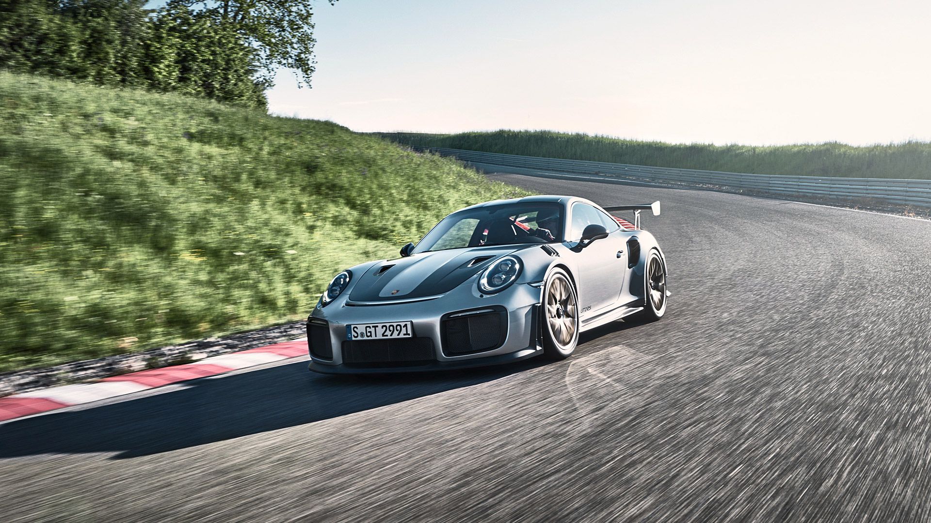 Porsche 911 GT2 RS Wallpaper, Specs & Videos HD