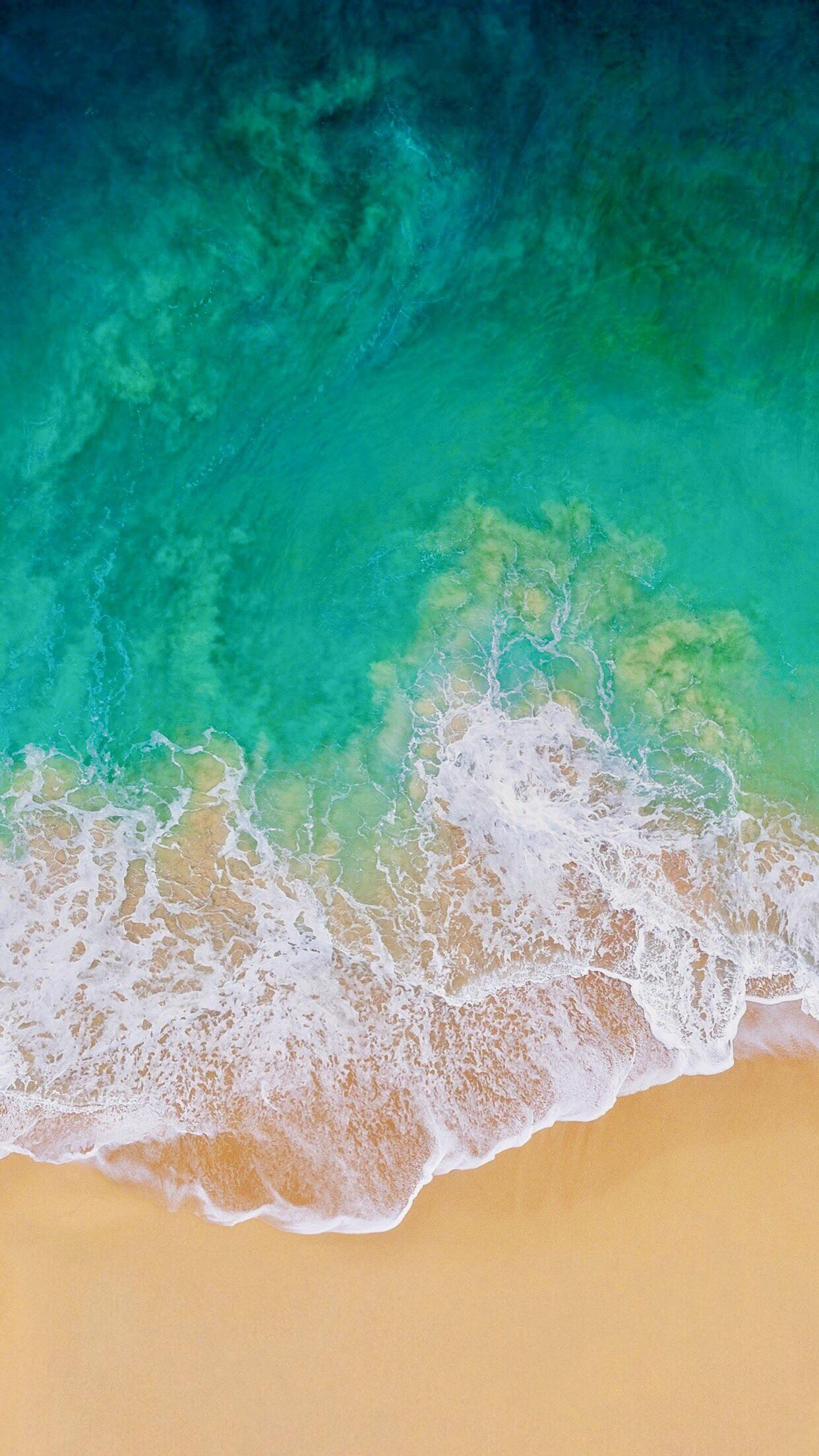 is anyone able to resise the ios 11 stock wallpaper from an iphone