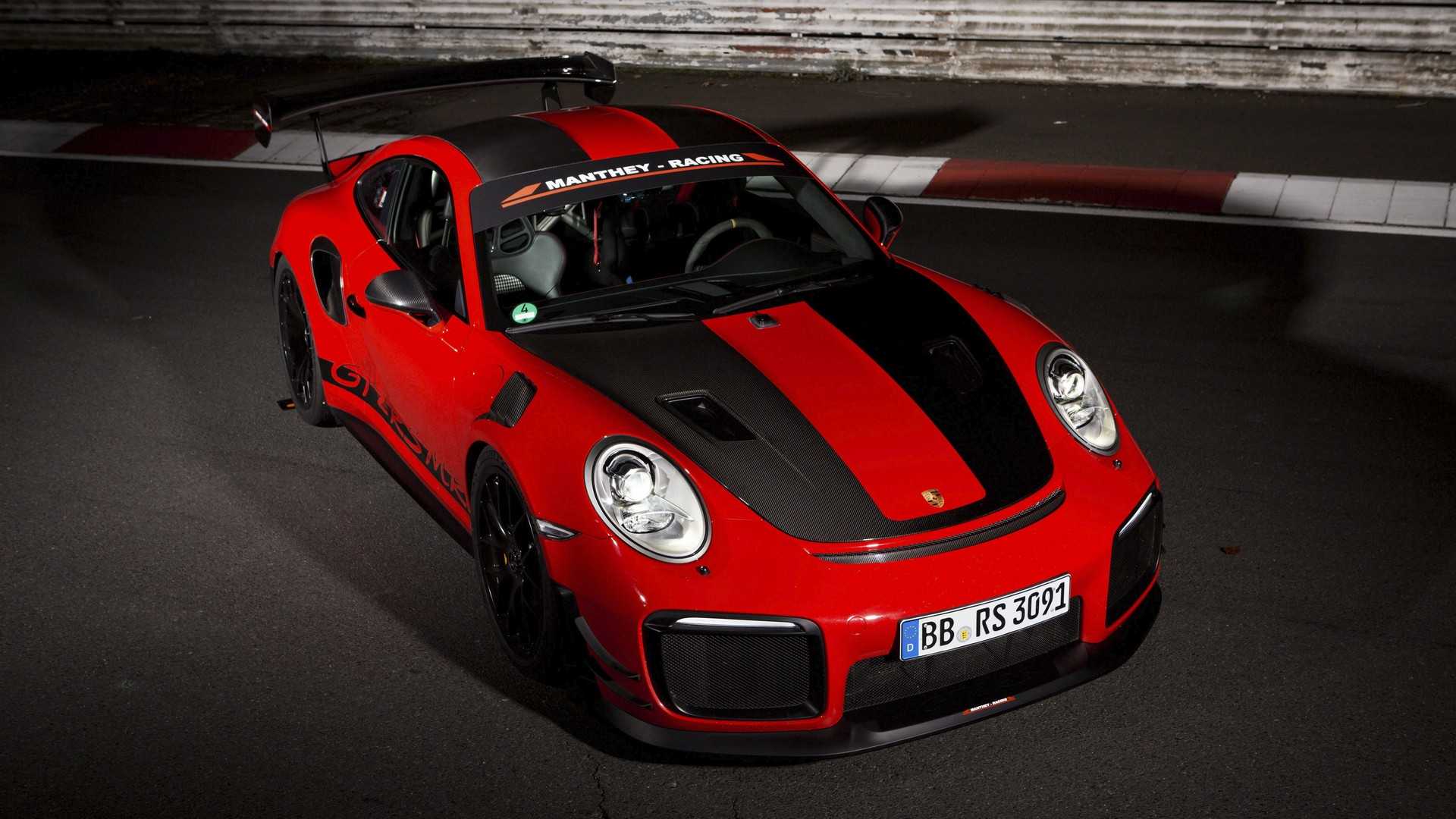 Porsche 911 GT2 RS MR: What You Get And How Much It Costs