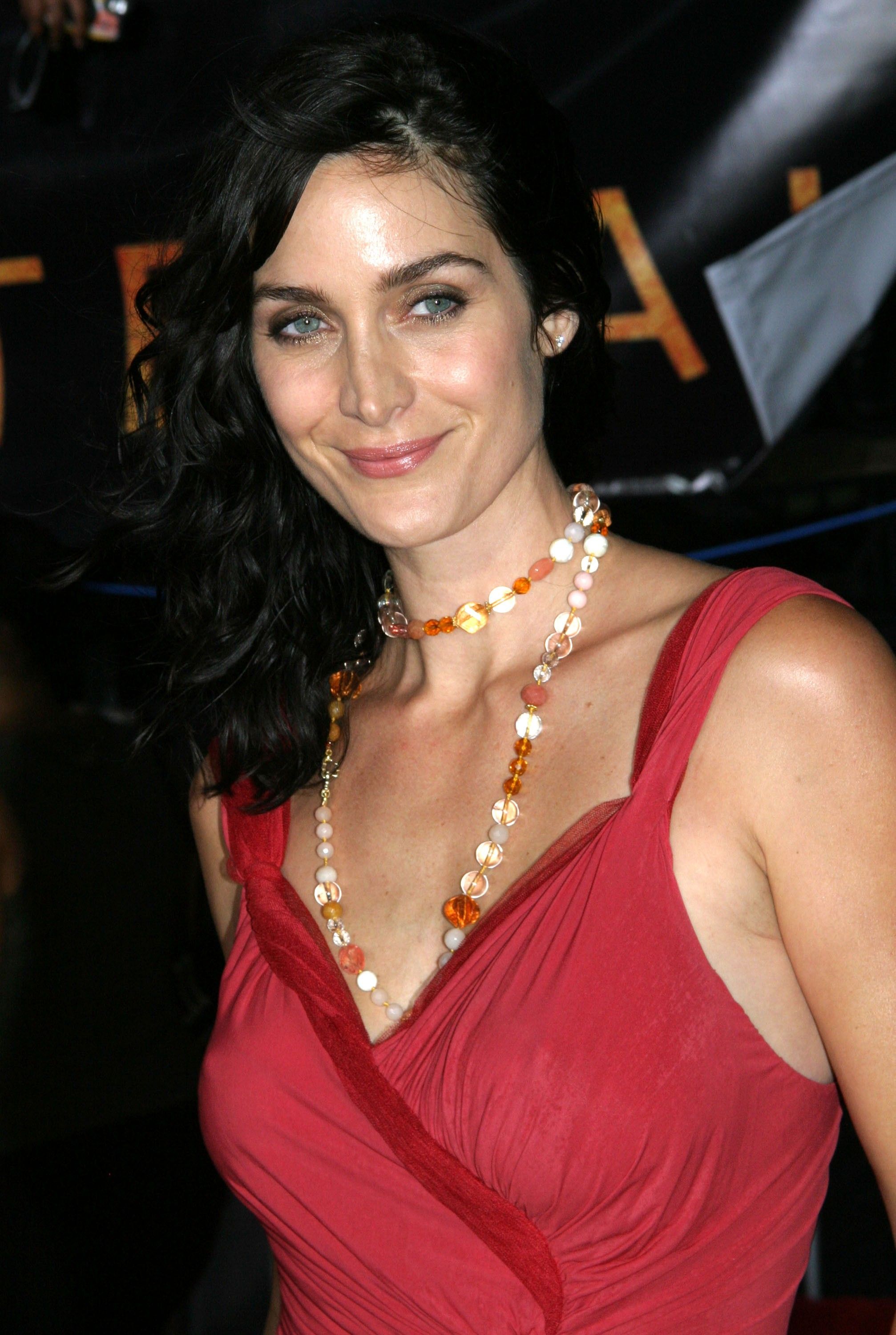 Carrie Anne Moss Screenshots, Image And Picture