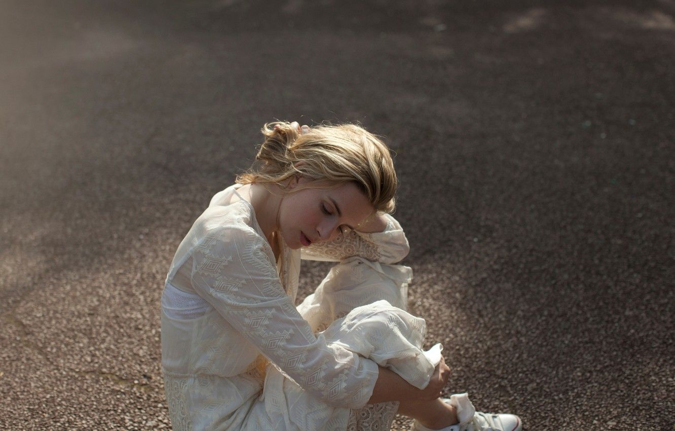 Wallpaper asphalt, girl, pose, dress, Brit Marling image