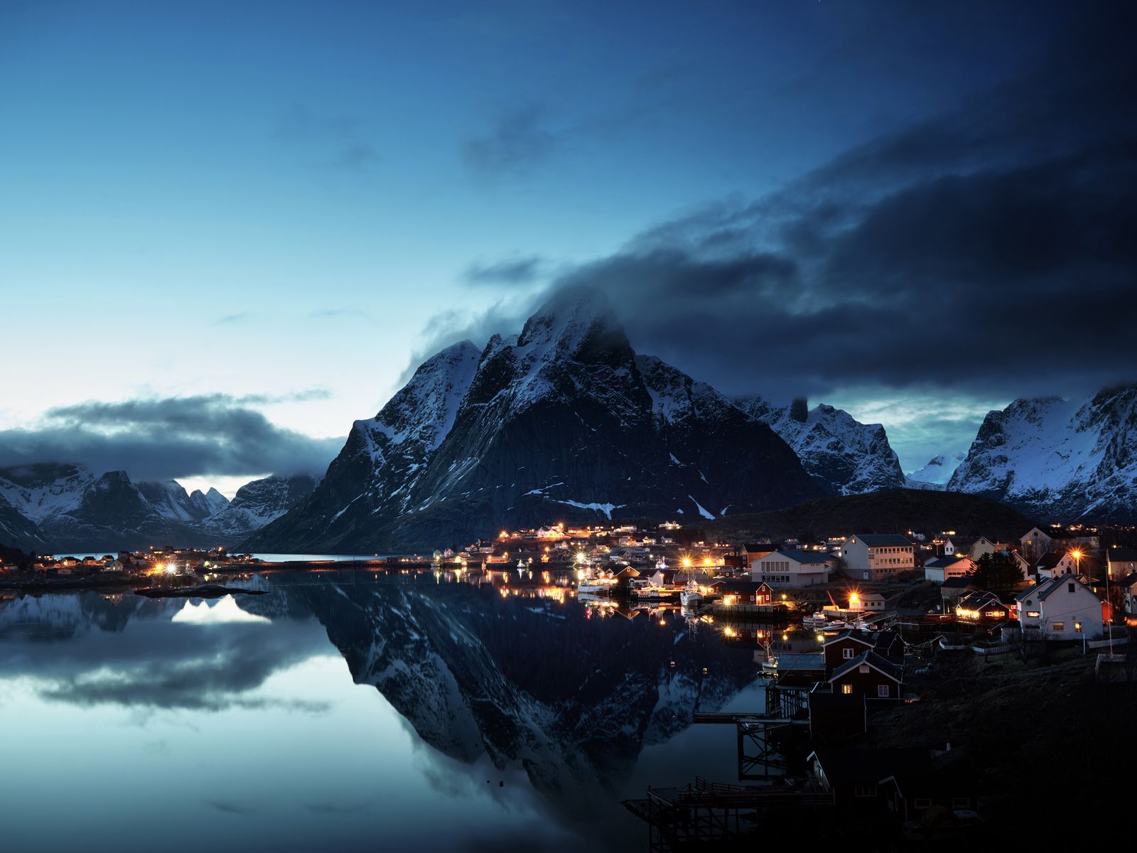 Norway Lofoten Mountains Evening Coast 5k 1600x1200