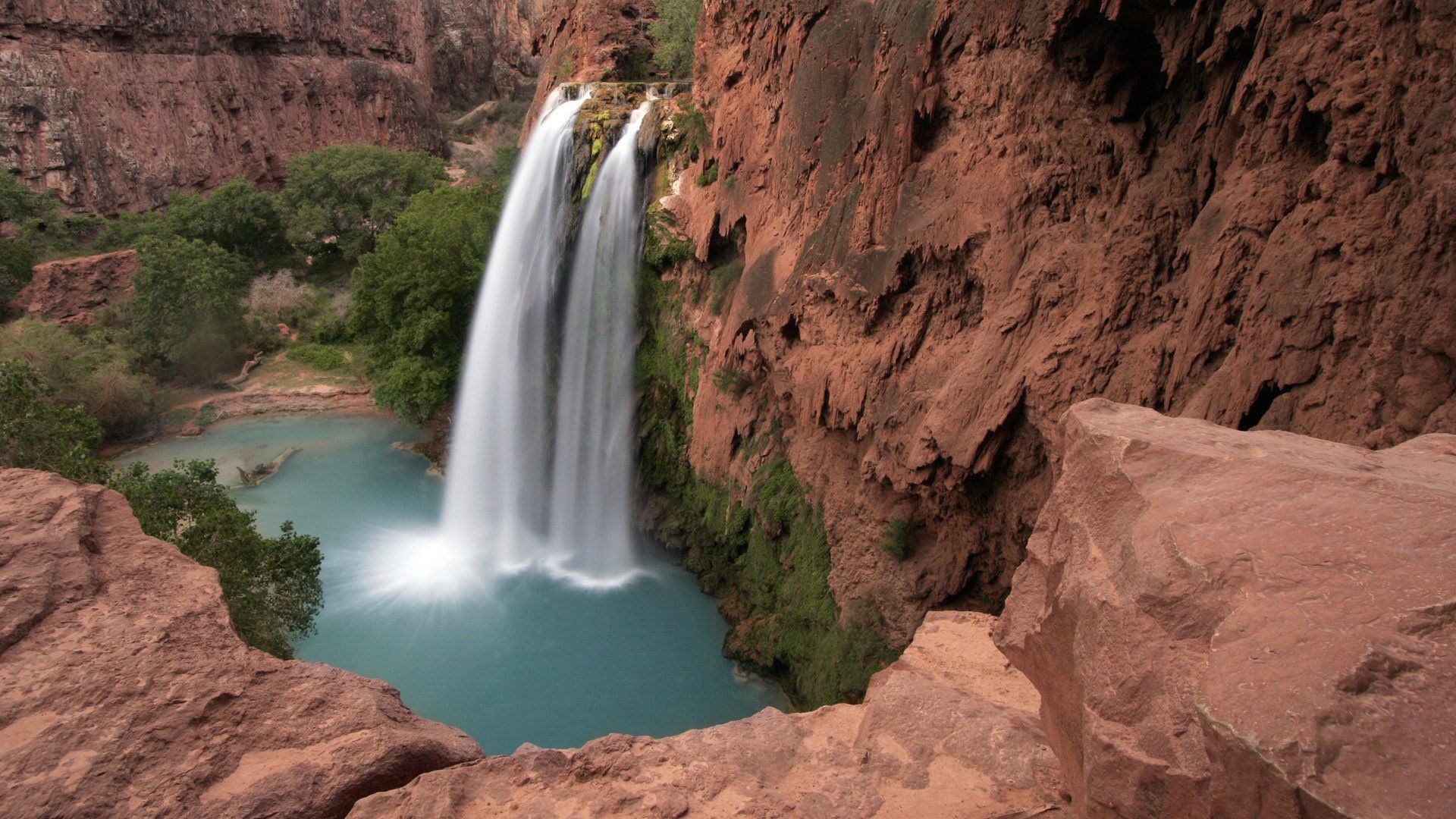 Havasu Falls is a Waterfall in the Grand Canyon HD wallpaper
