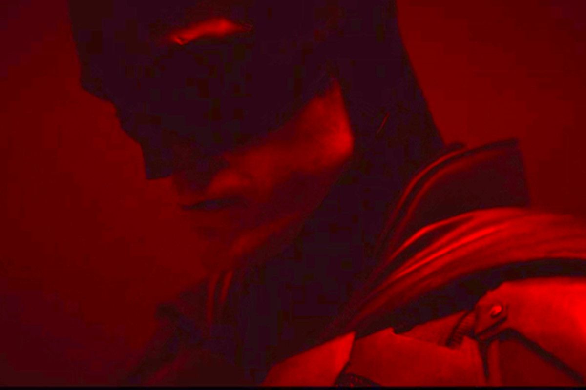 The Batman': New set photo of reveal first look at Batsuit