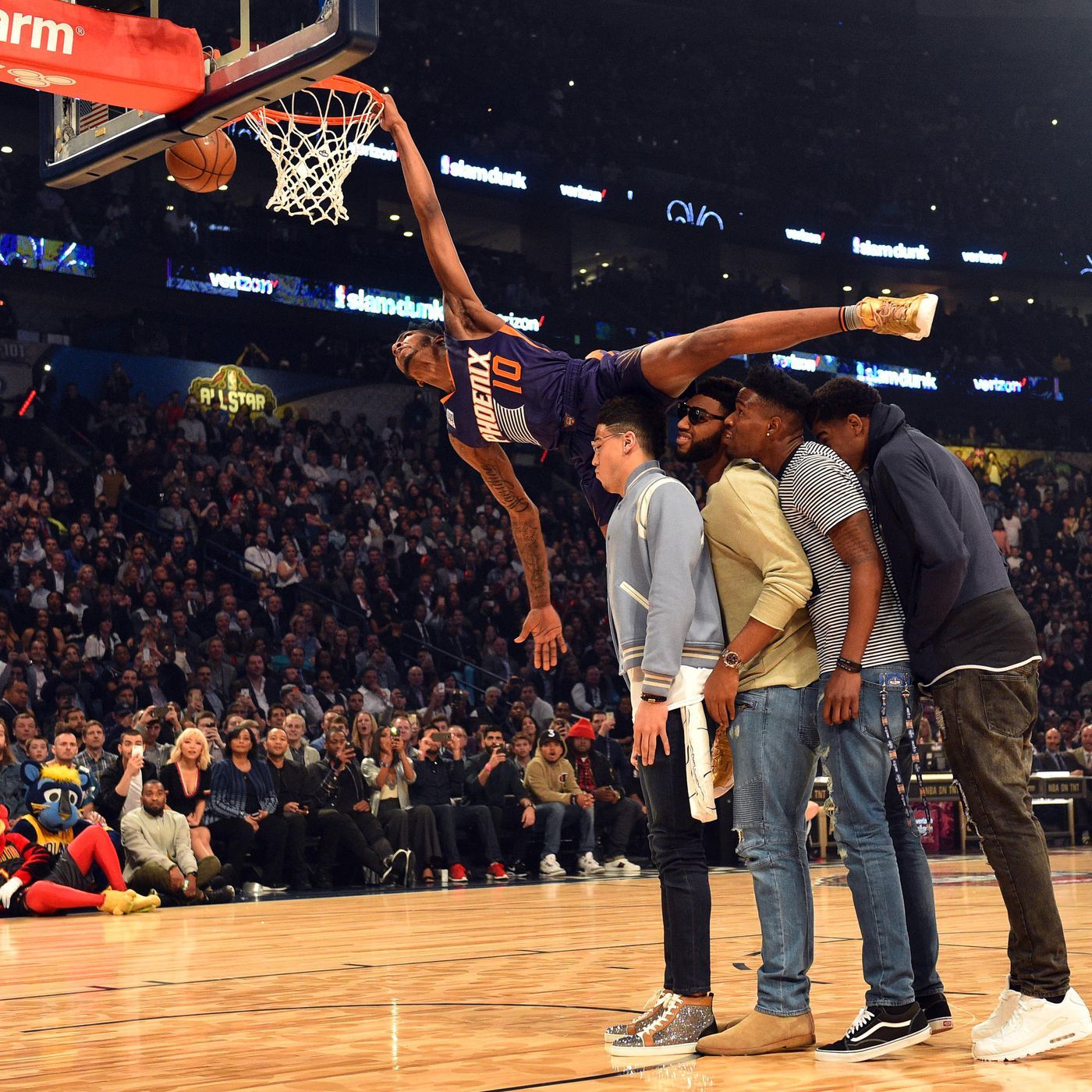 NBA dunk contest: Former Rebel Derrick Jones finished second