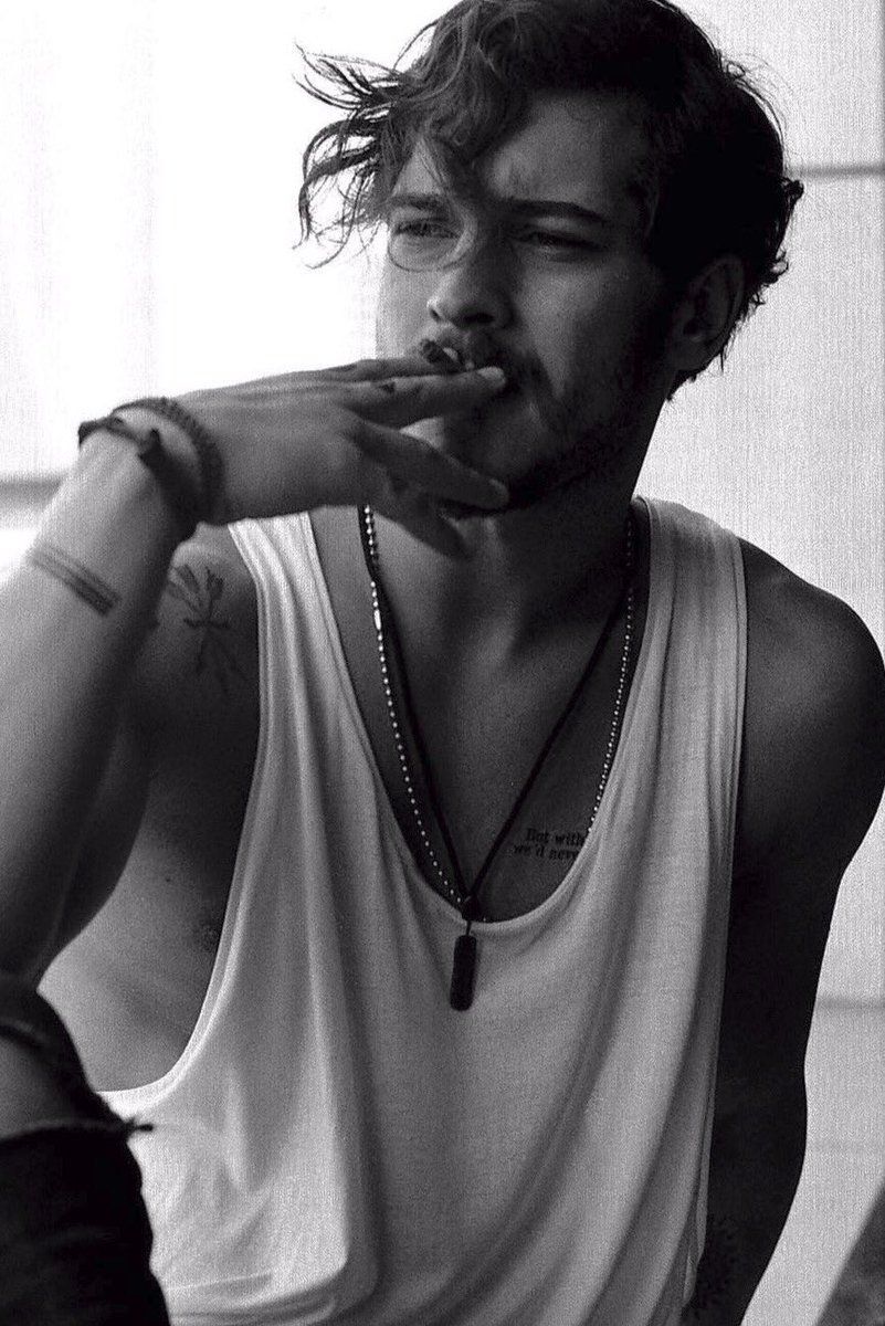 Çağatay Ulusoy. Ünlüler, Aktör, Kadin yüzü