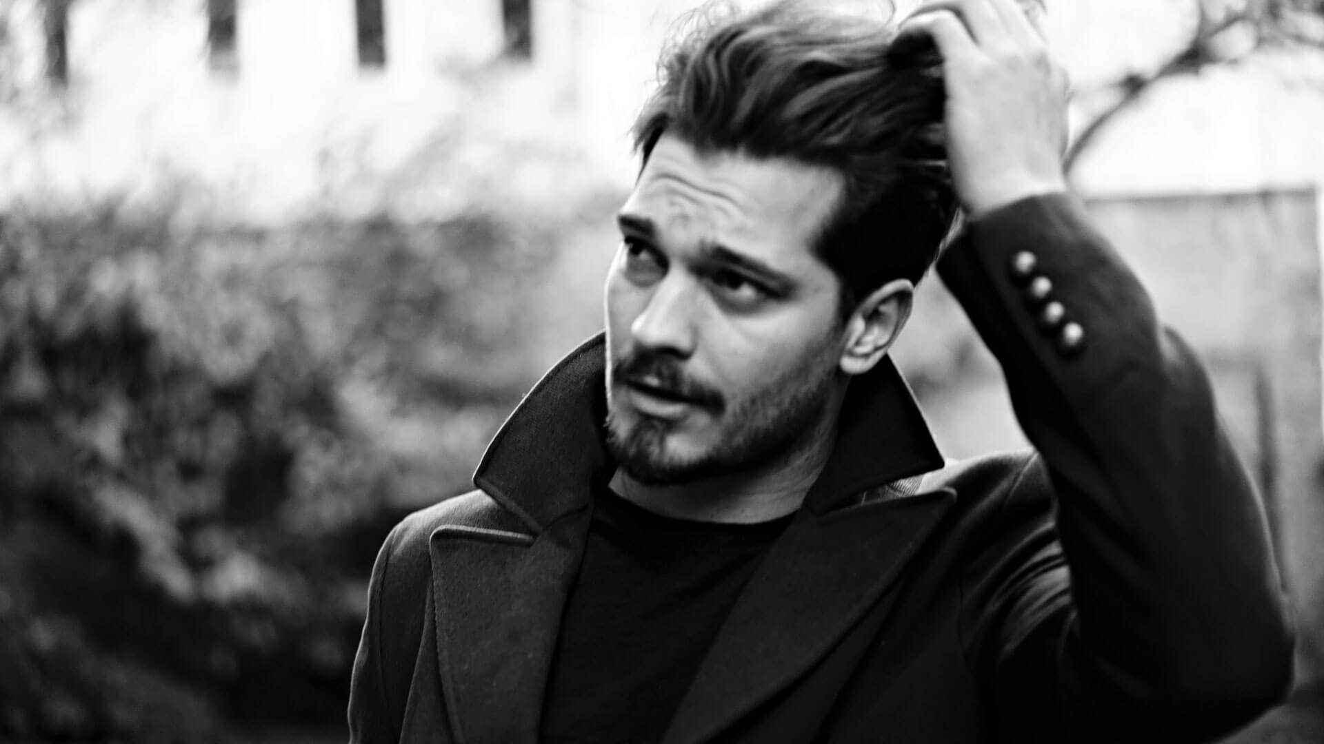 Kesinleşti: Netflix'in İlk Türk Dizisinin Başrolü Çağatay Ulusoy