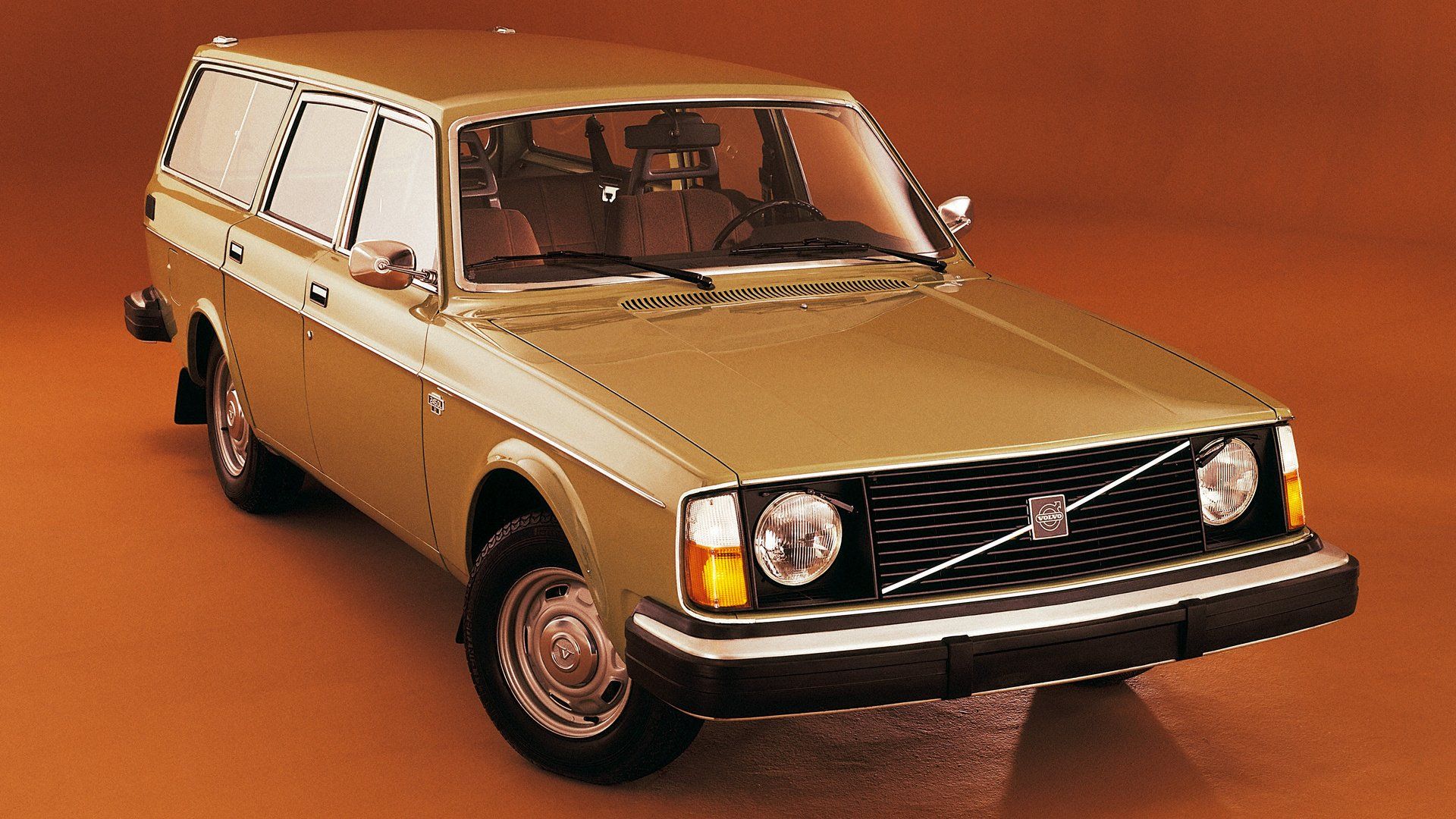 Volvo 245 DL HD Wallpaper