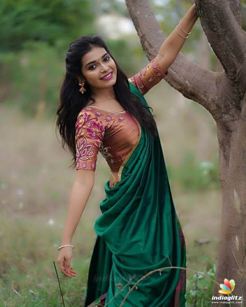 Dharsha Gupta HD Photo and Wallpaper Wallpaper HD