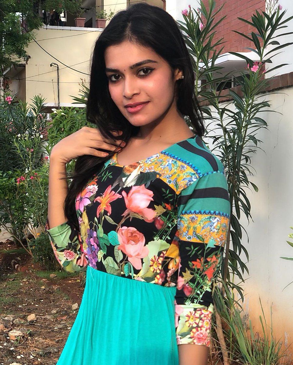 Dharsha Fans Trends™