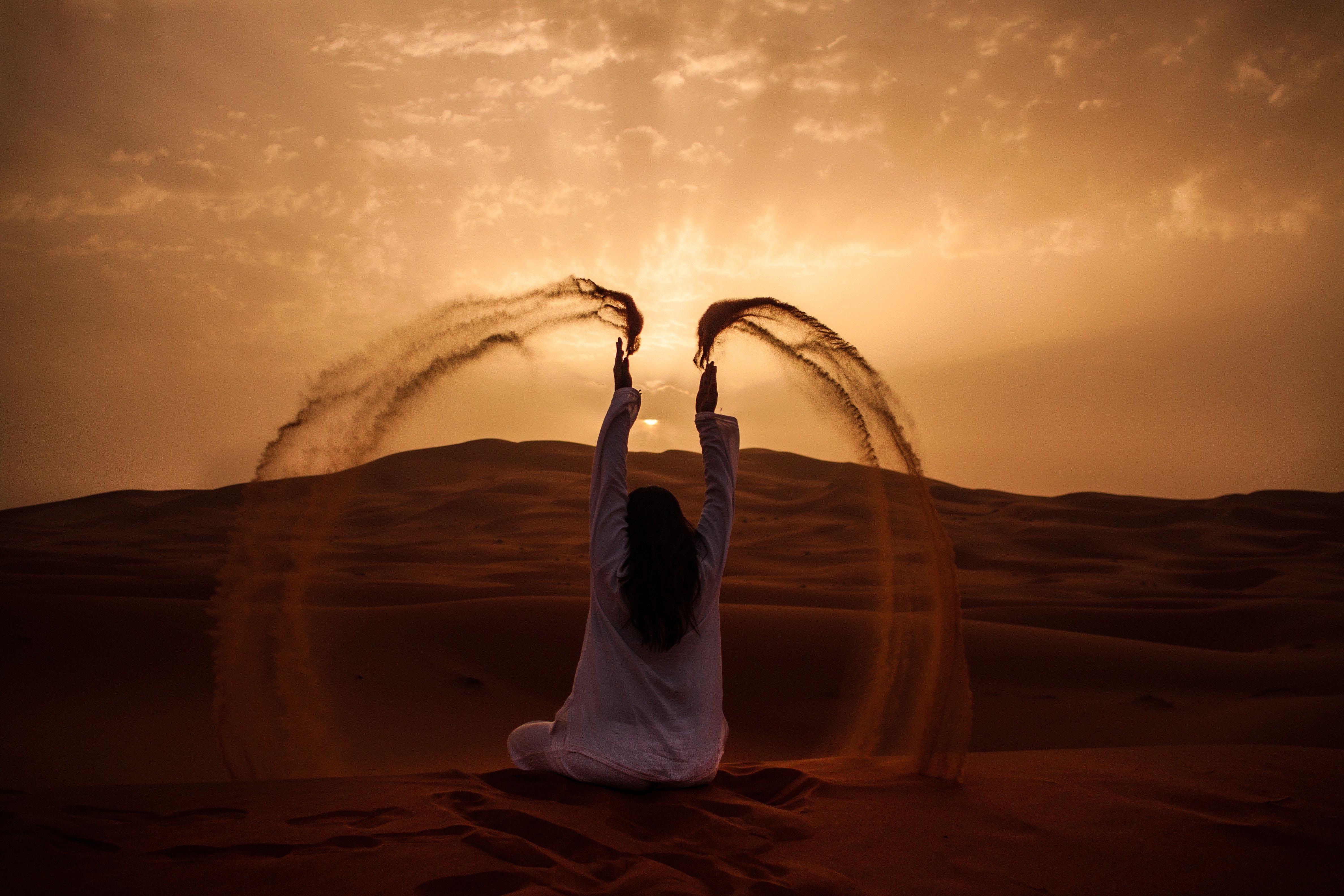 Women Desert Wallpapers Wallpaper Cave