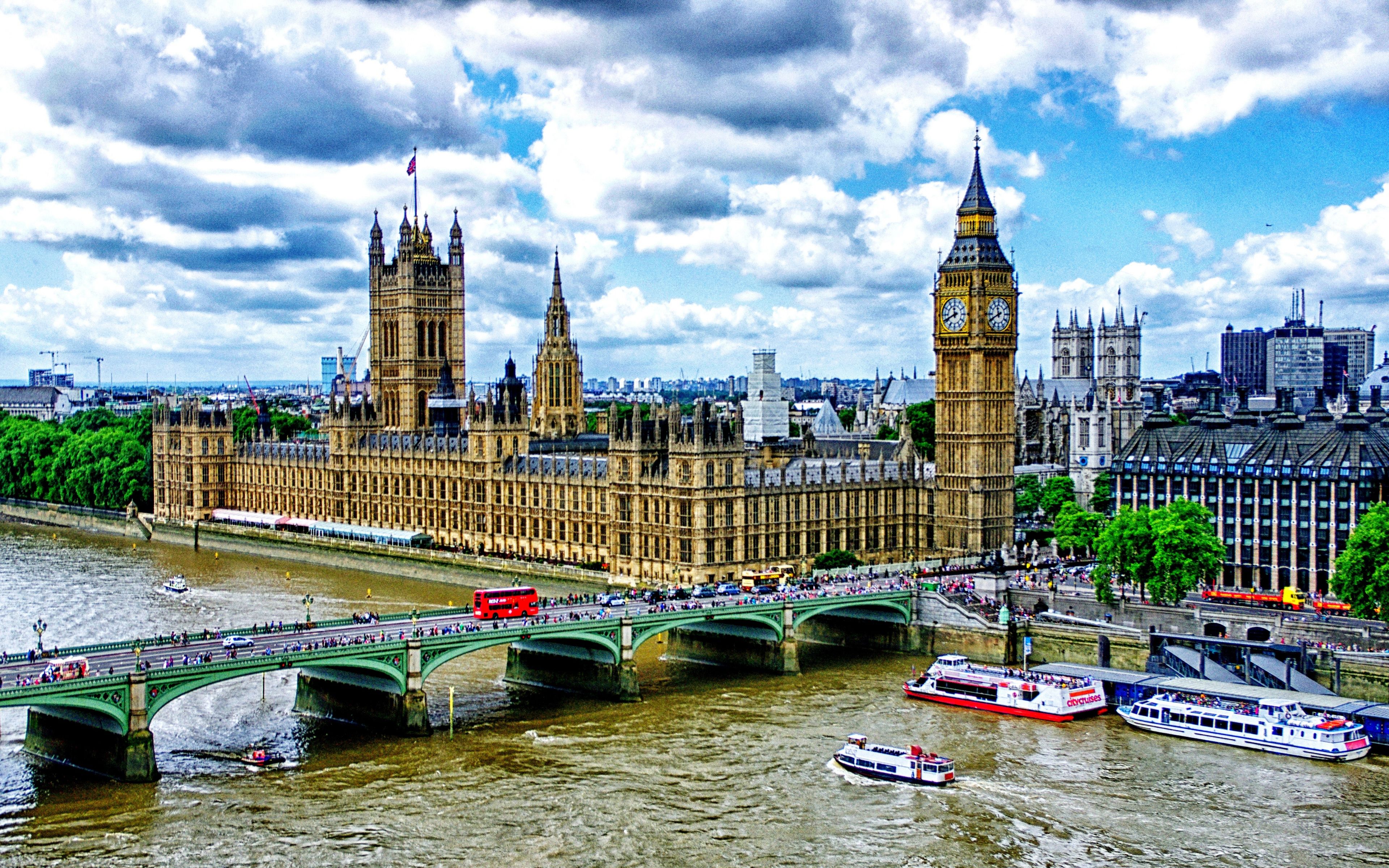 View of Westminster Palace and City of London 4K 3840x2400 Ultra