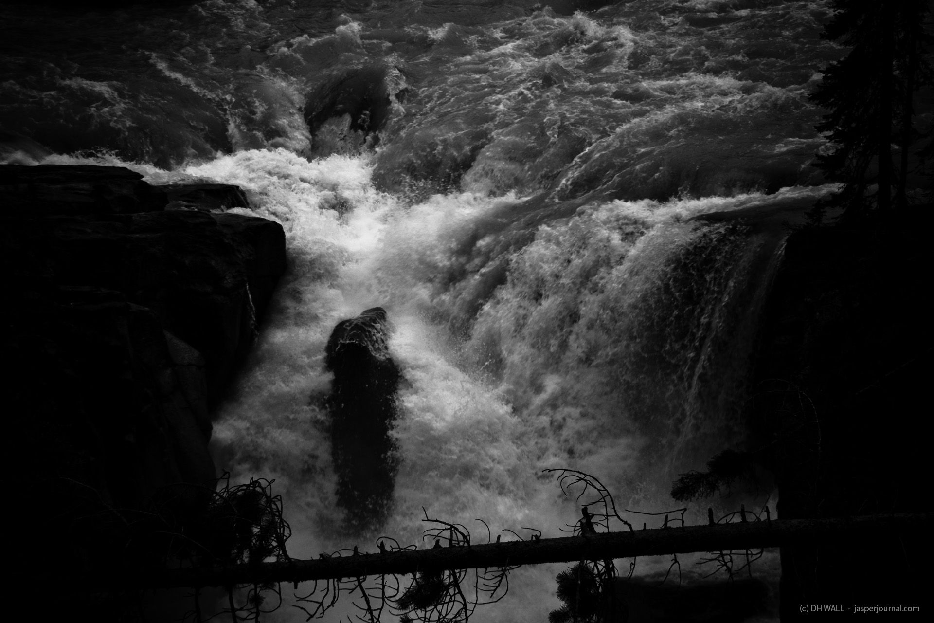 Photo of the Day: Sunwapta Falls black and white « Jasper National