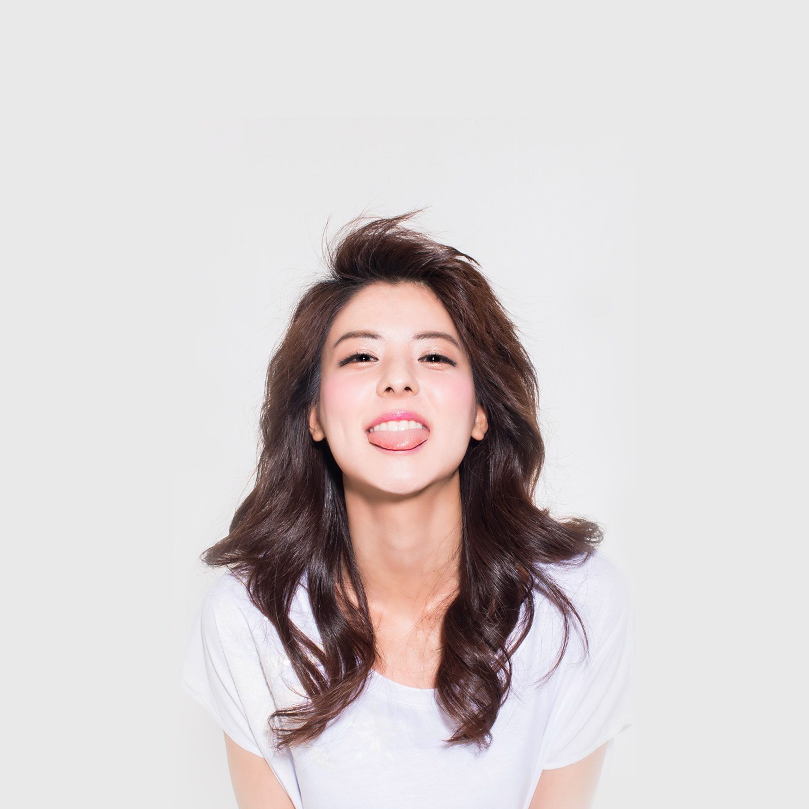 Kpop Japanese Girl Smile Wallpaper